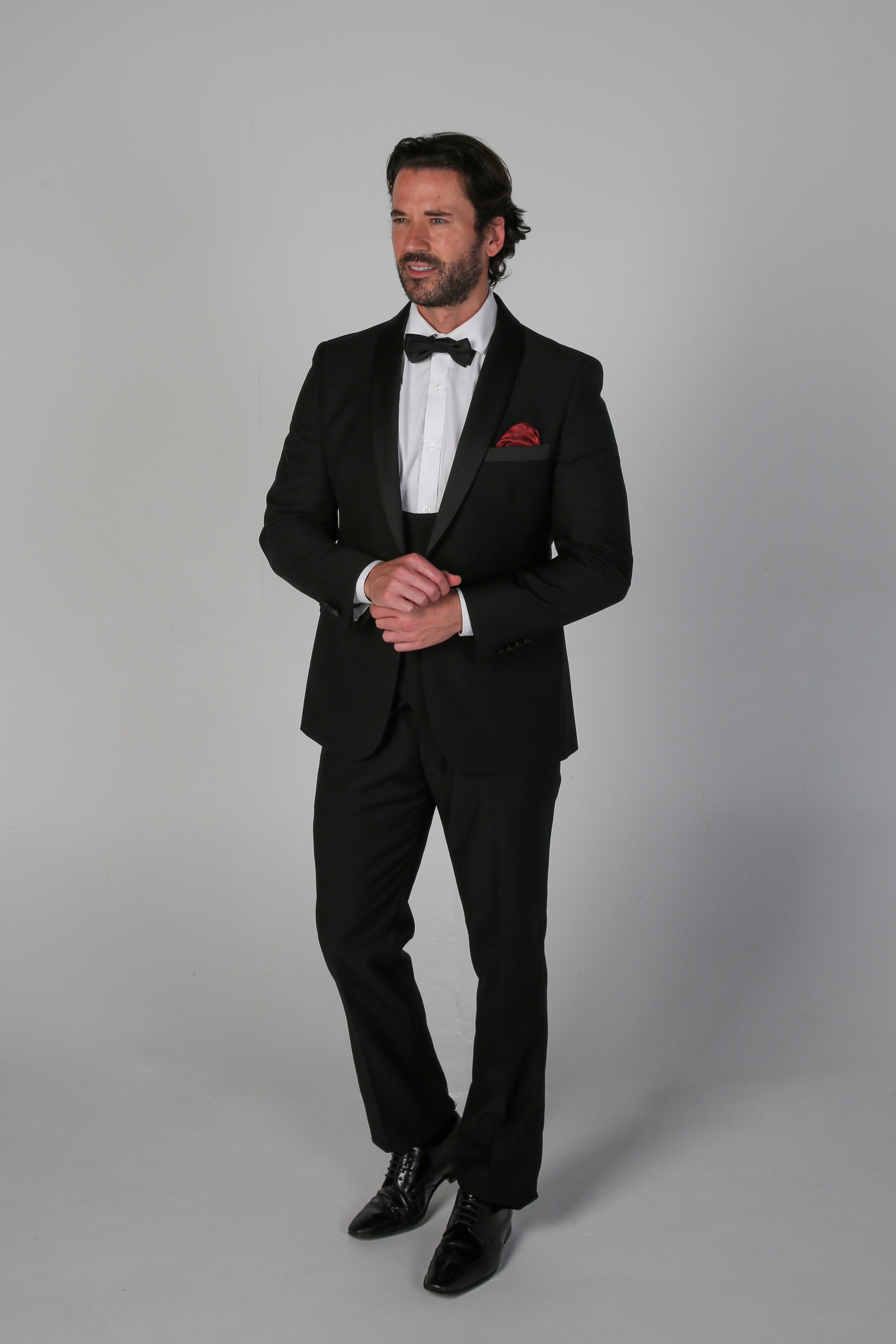 Men's Black Tailored fit Tuxedo Dinner Suit - FORD