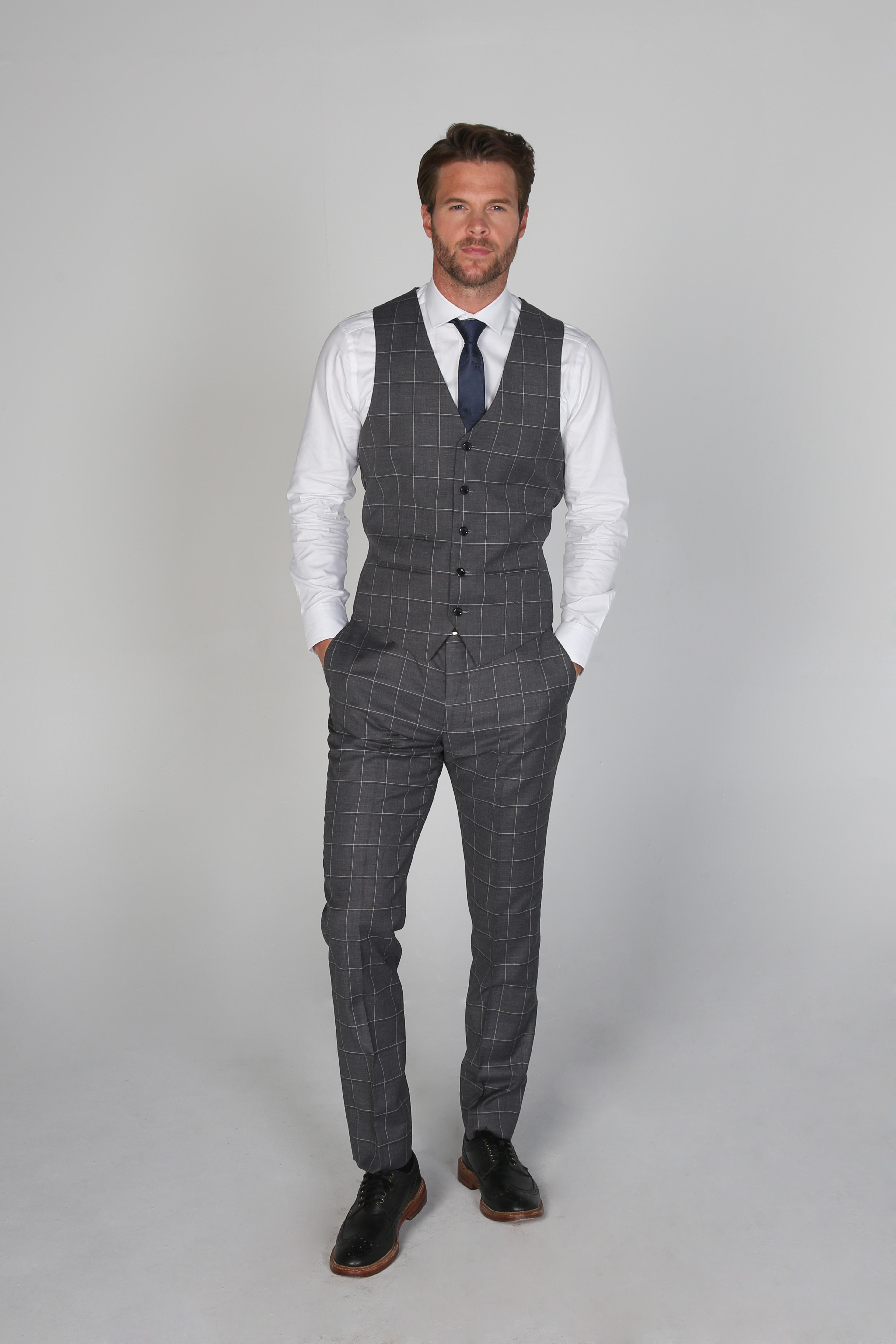 Men's Windowpane Check Tailored Fit Waistcoat - HOBBS