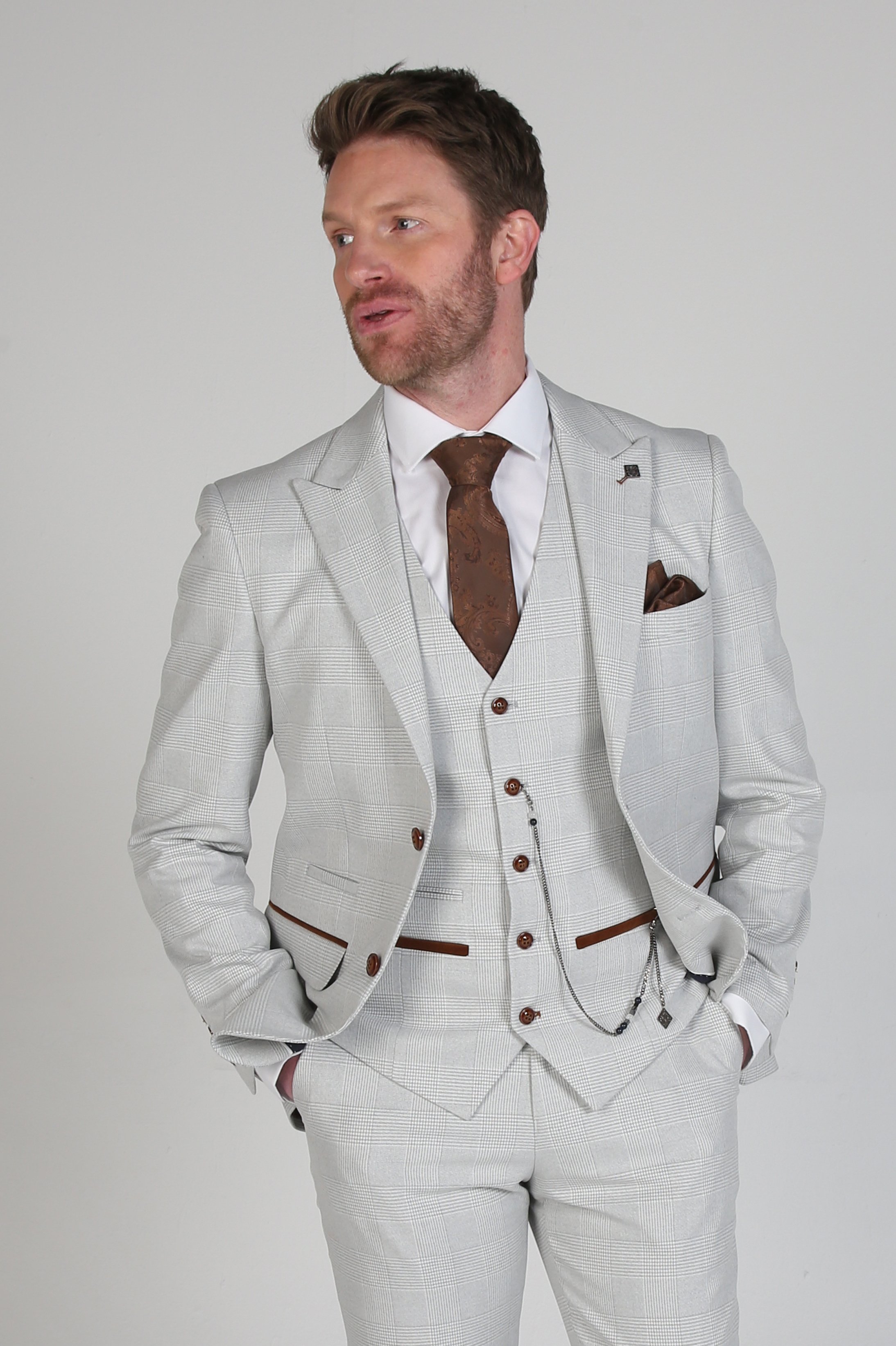 Men’s Herringbone Tweed Suit Jacket - Mark Stone