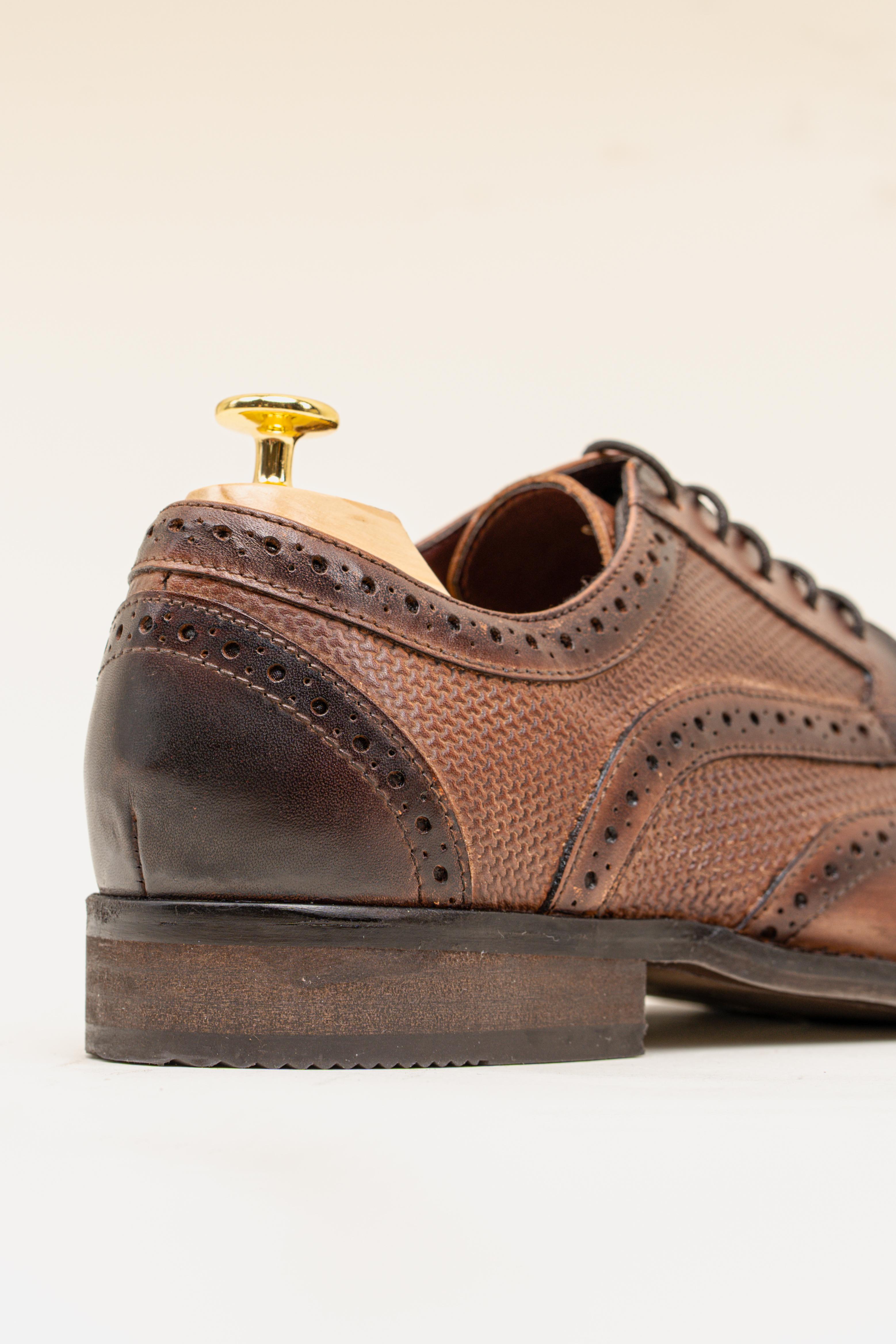 Men's Genuine Leather Wingtip Brogue Shoes - ORLEANS - Brown