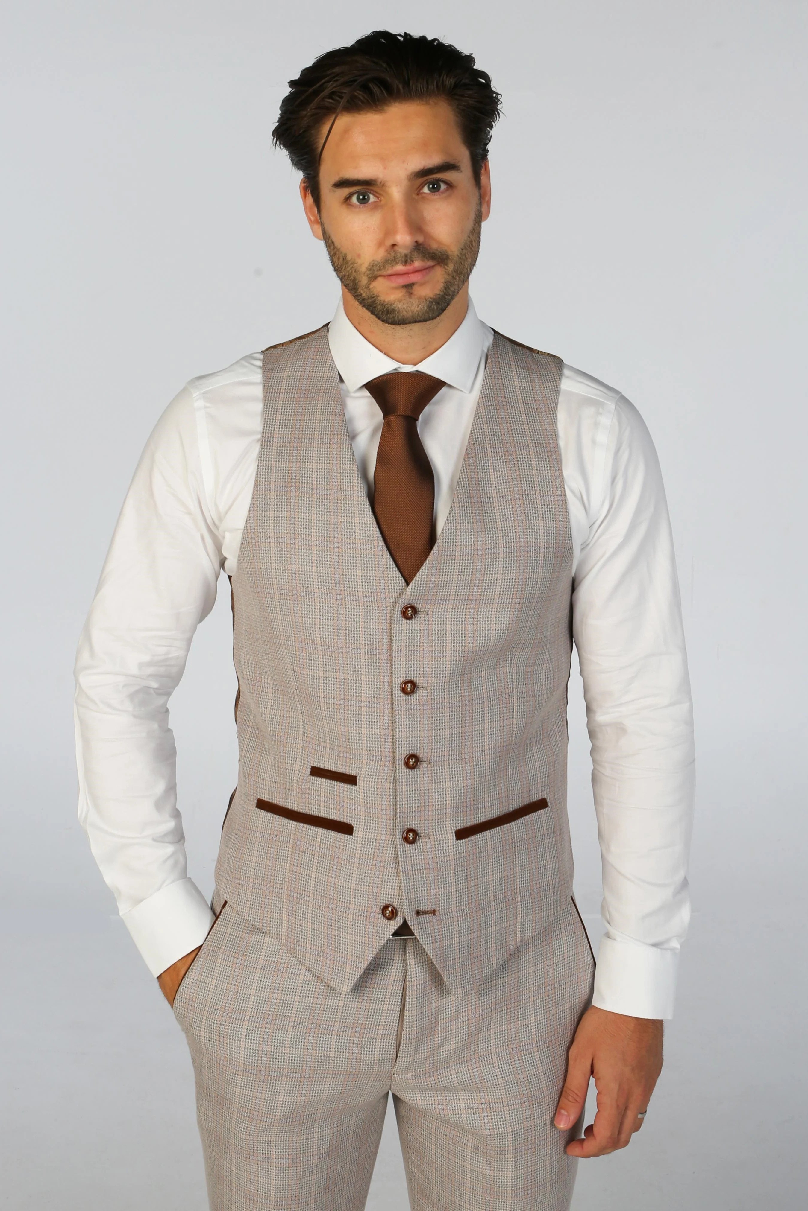 Men’s Tailored Fit Check Waistcoat – LEO - Beige