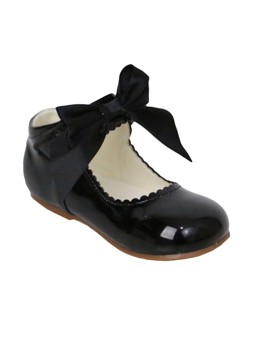 Girls Scalloped Trim Patent Flat Mary Jane Shoes