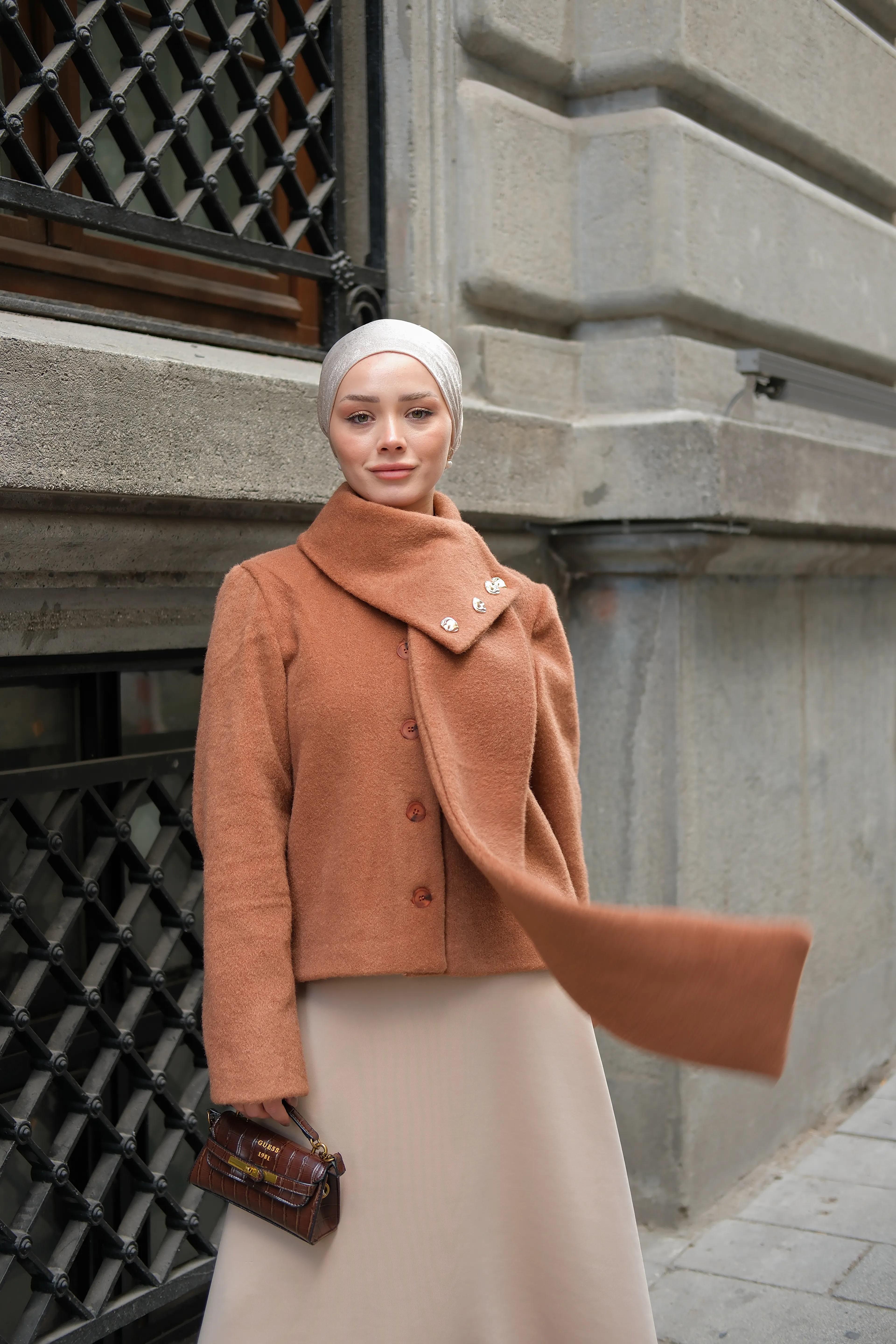 Kaşkol Detay Astarlı Kaban Kahve K25