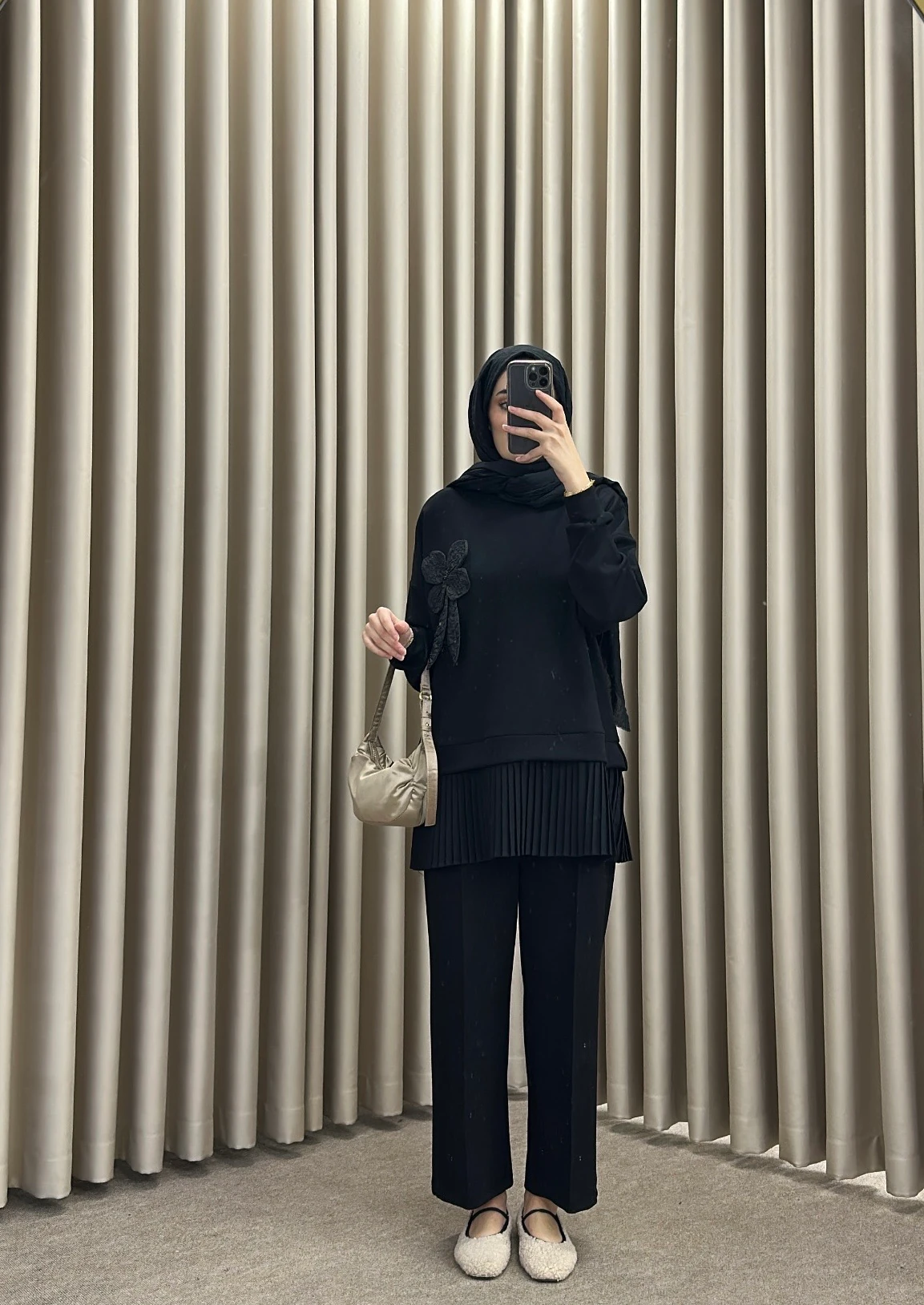 Oysho çiçek detaylı takım - Siyah