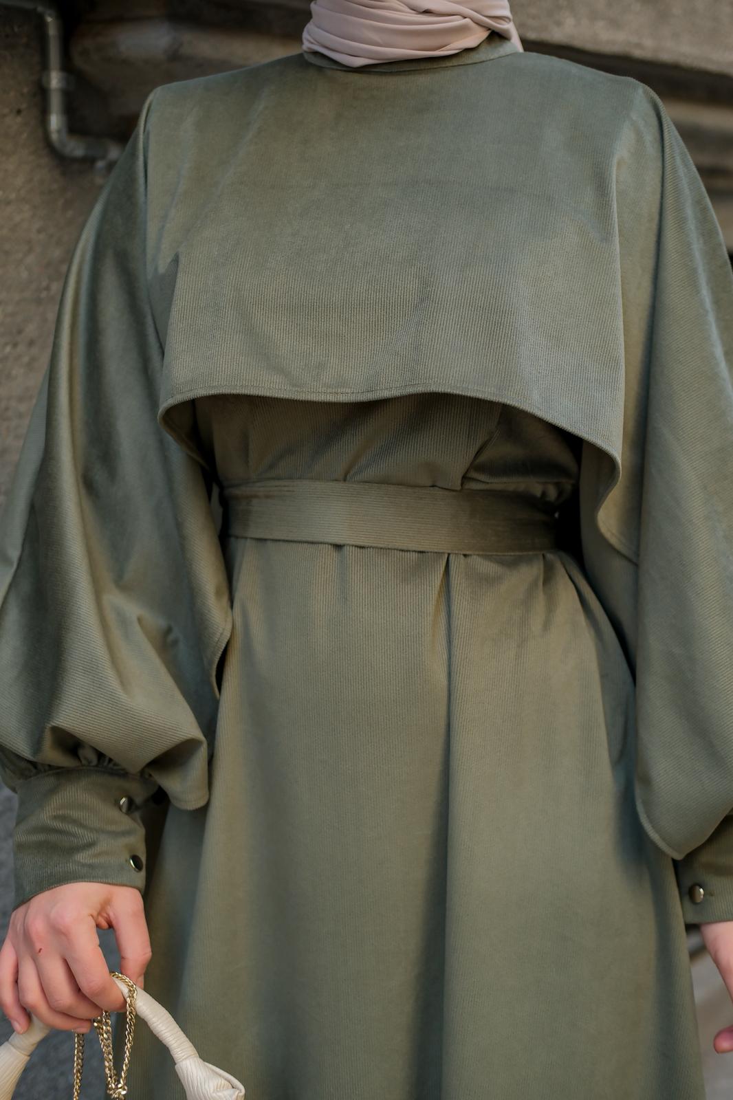 Mila Pelerin Detaylı Kadife Elbise - Koyu Yeşil