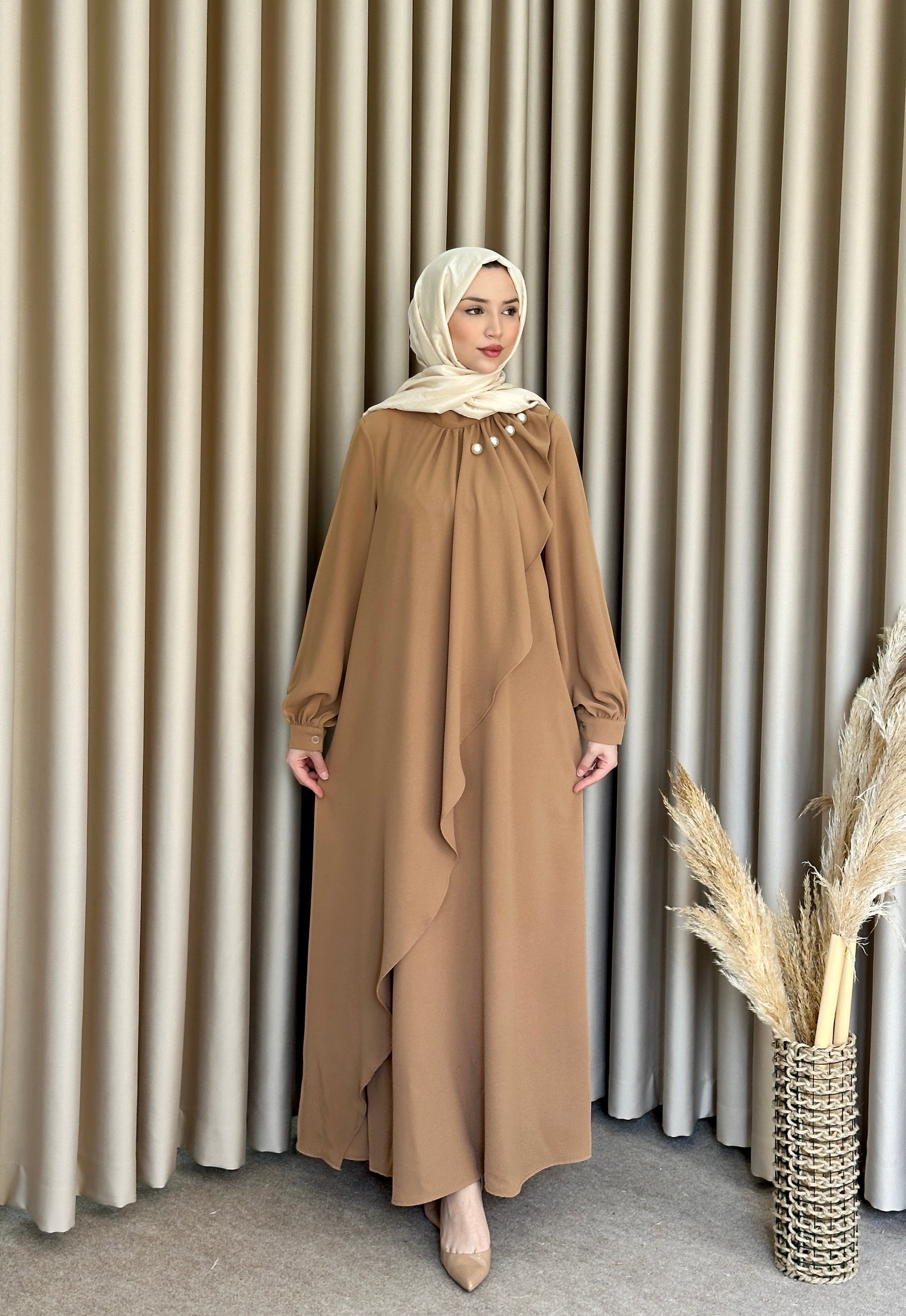 İncili Crep Elbise Kahverengi ELB80