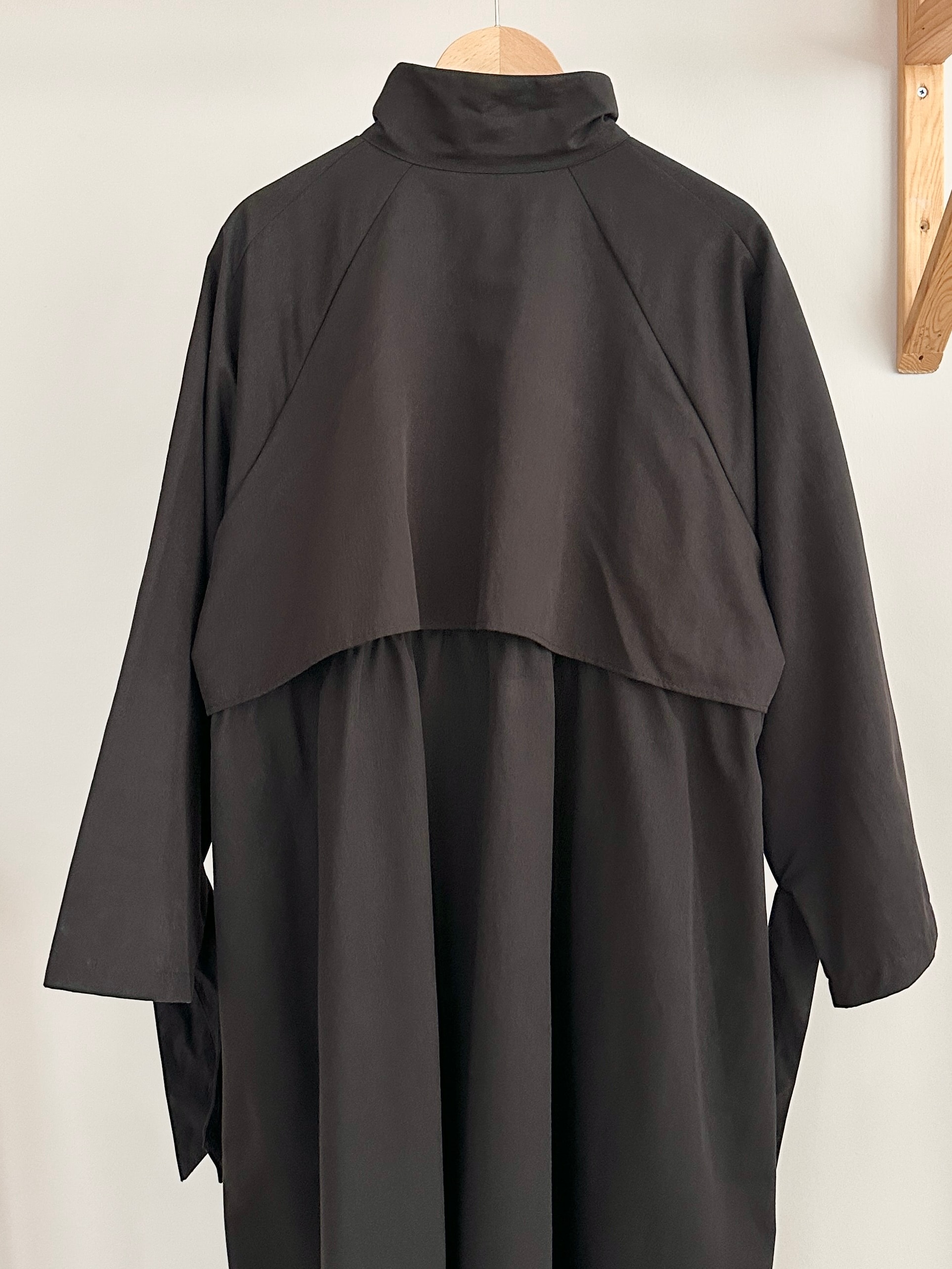 Biye Detaylı Trençkot - Siyah