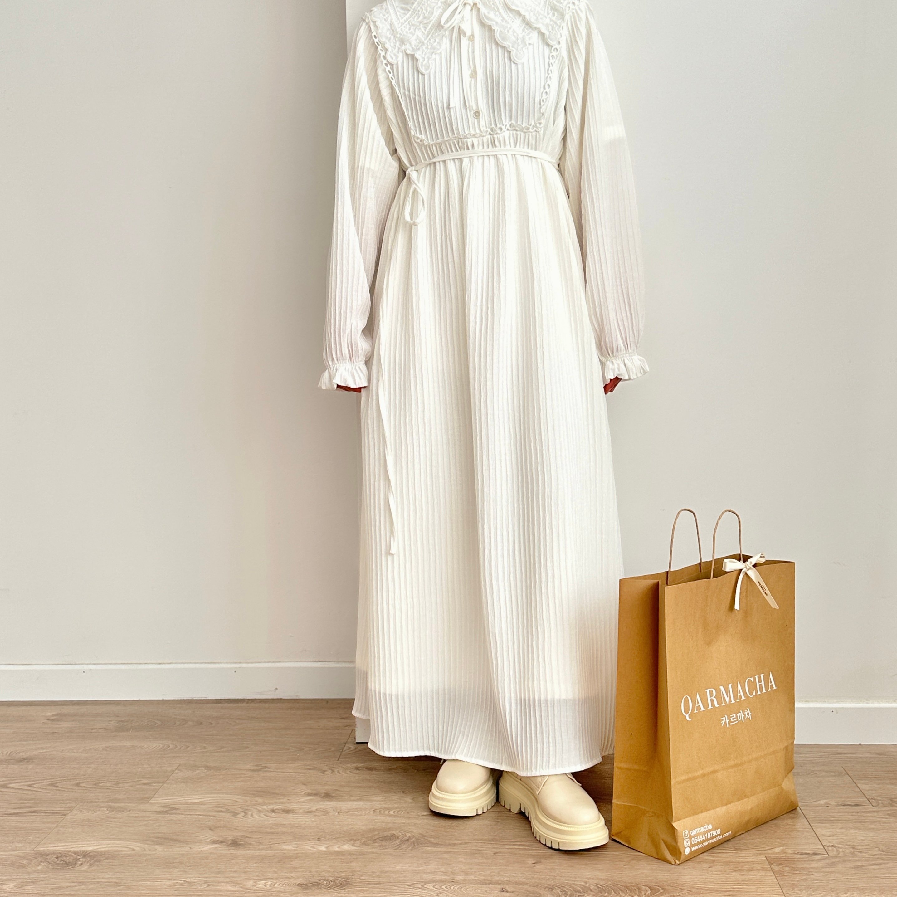 Dantel Yakalı Fitilli Viskon Elbise - Beyaz
