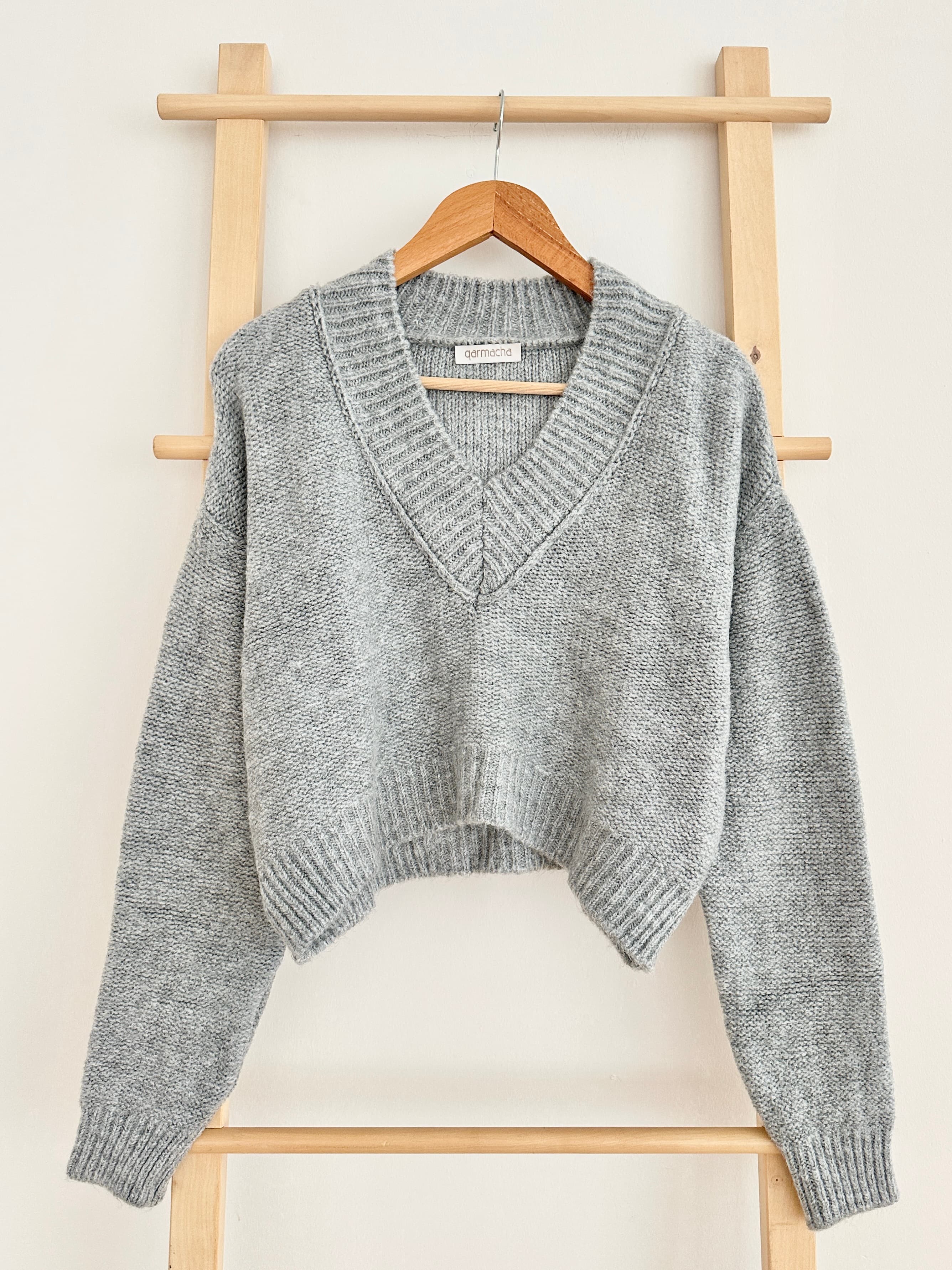 V Yaka Crop Kazak - Gri