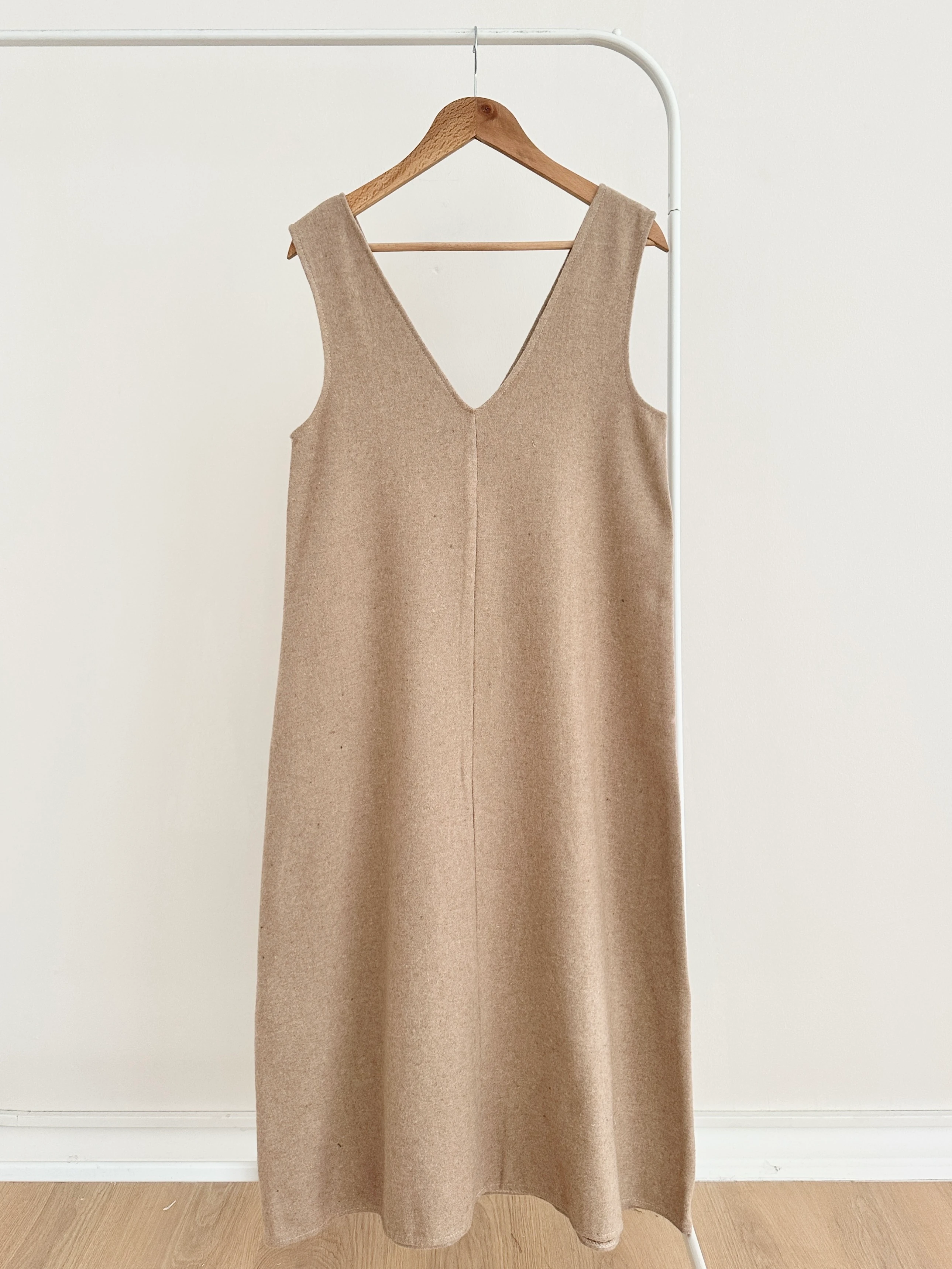 V Yaka Kaşe Jile - Bej