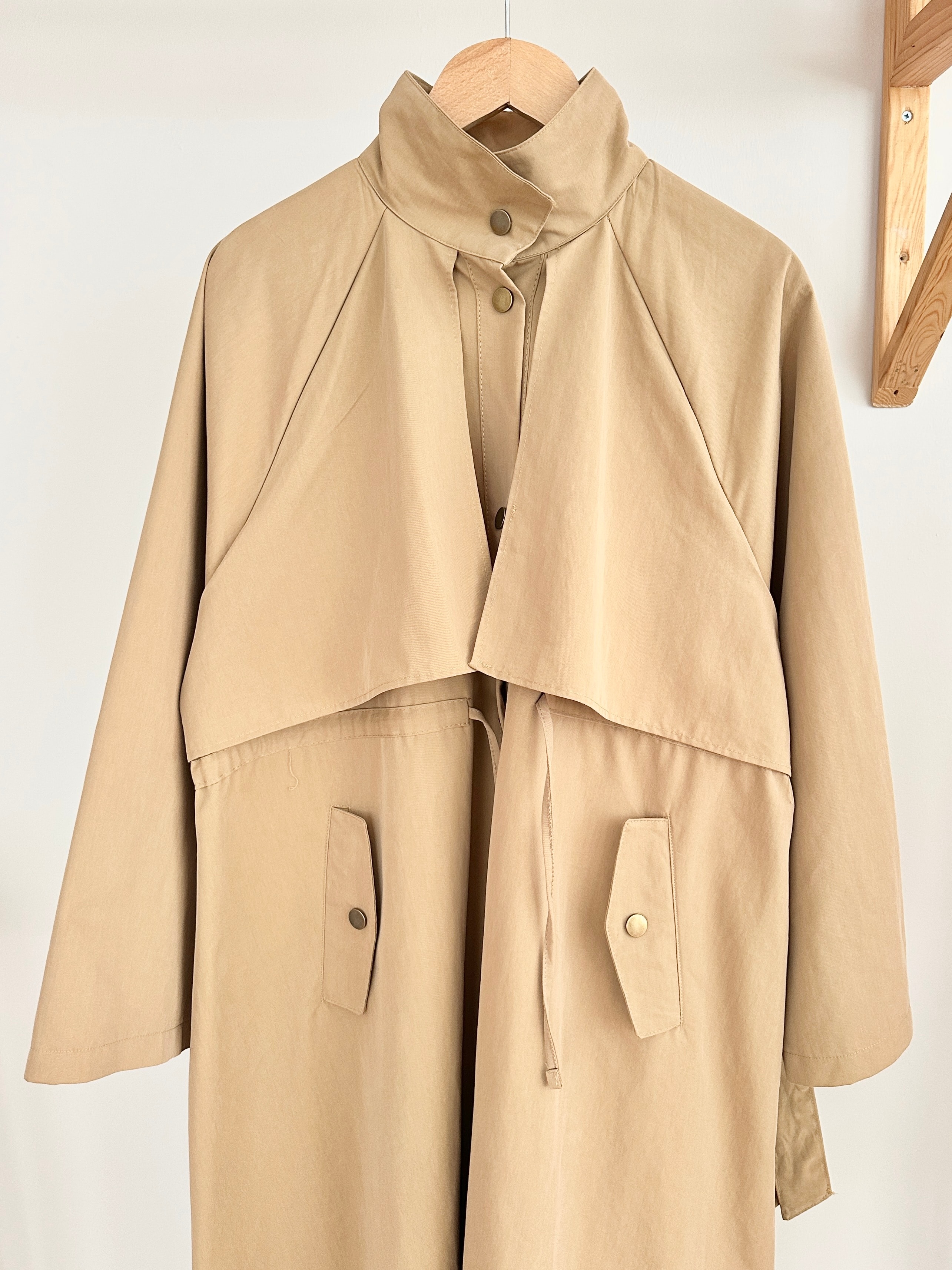 Biye Detaylı Trençkot - Camel