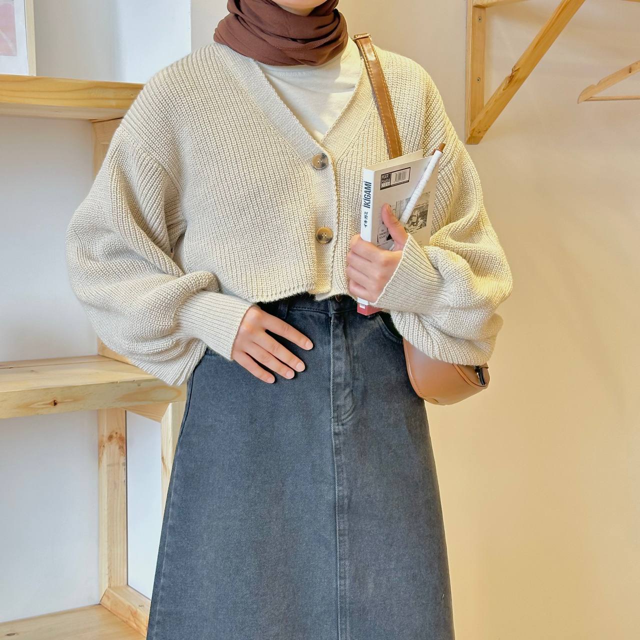 BALON KOL TRİKO CROP HIRKA - Krem