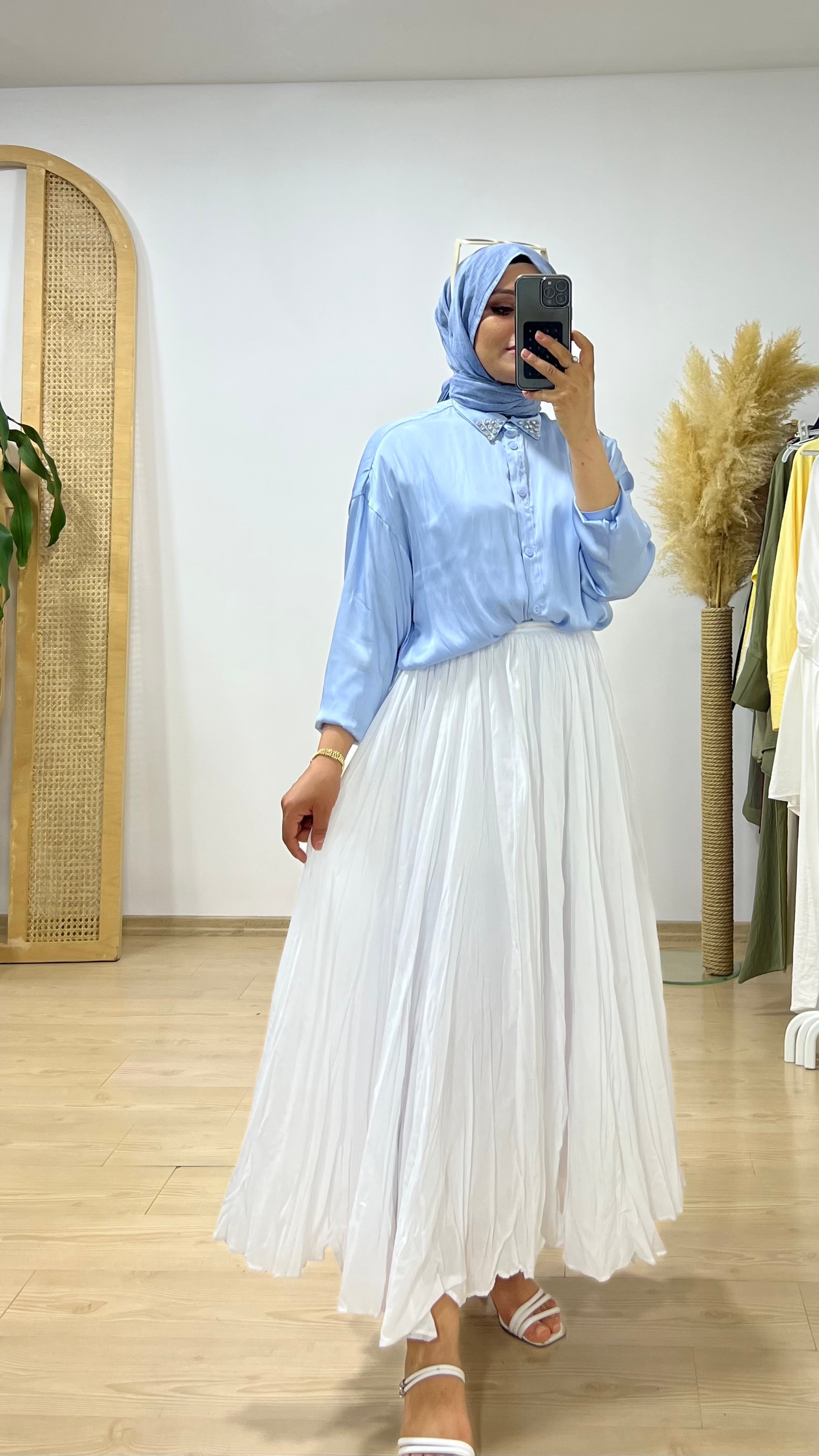 Begonya Etek  - BEYAZ