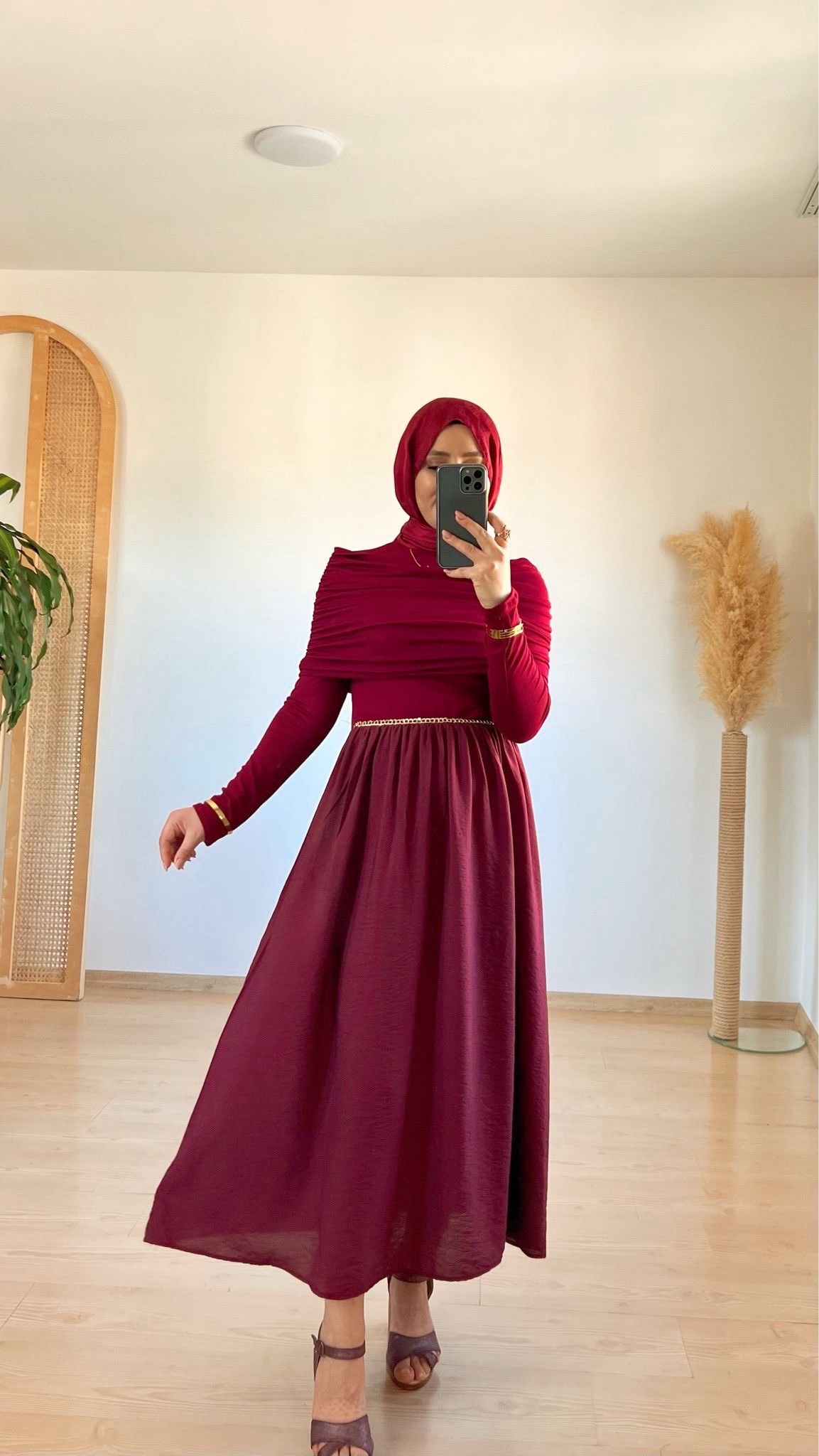 Viola Büzgü Detaylı Elbise - BORDO