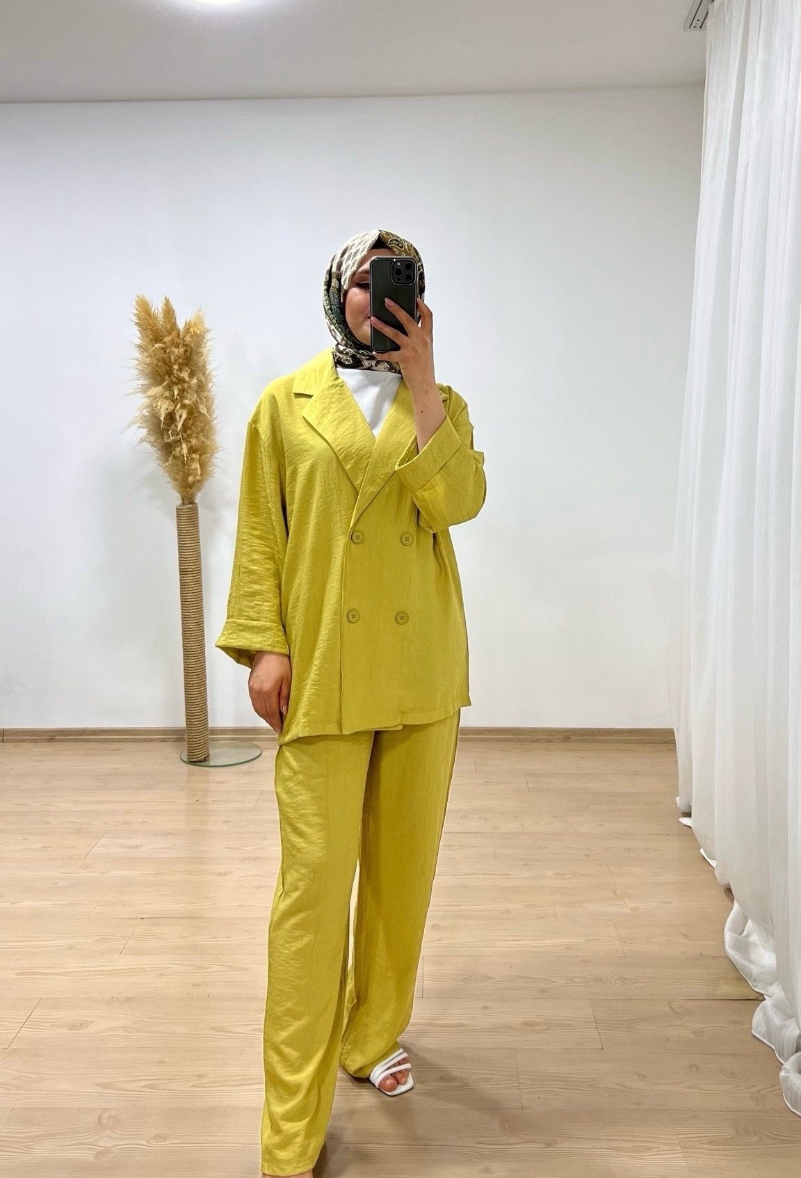 Lily Muadil Ceketli Takım