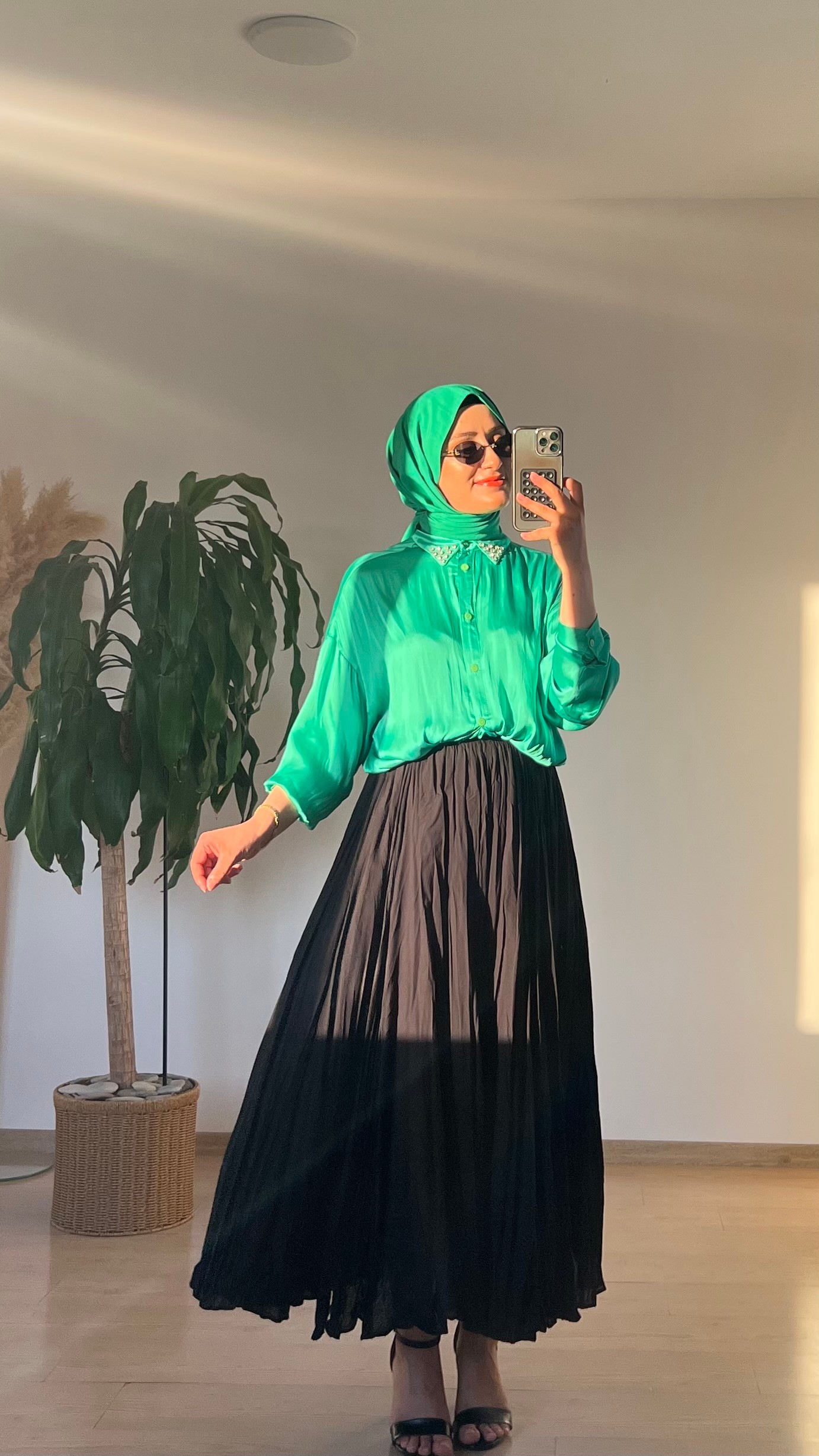 Begonya Etek  - SİYAH
