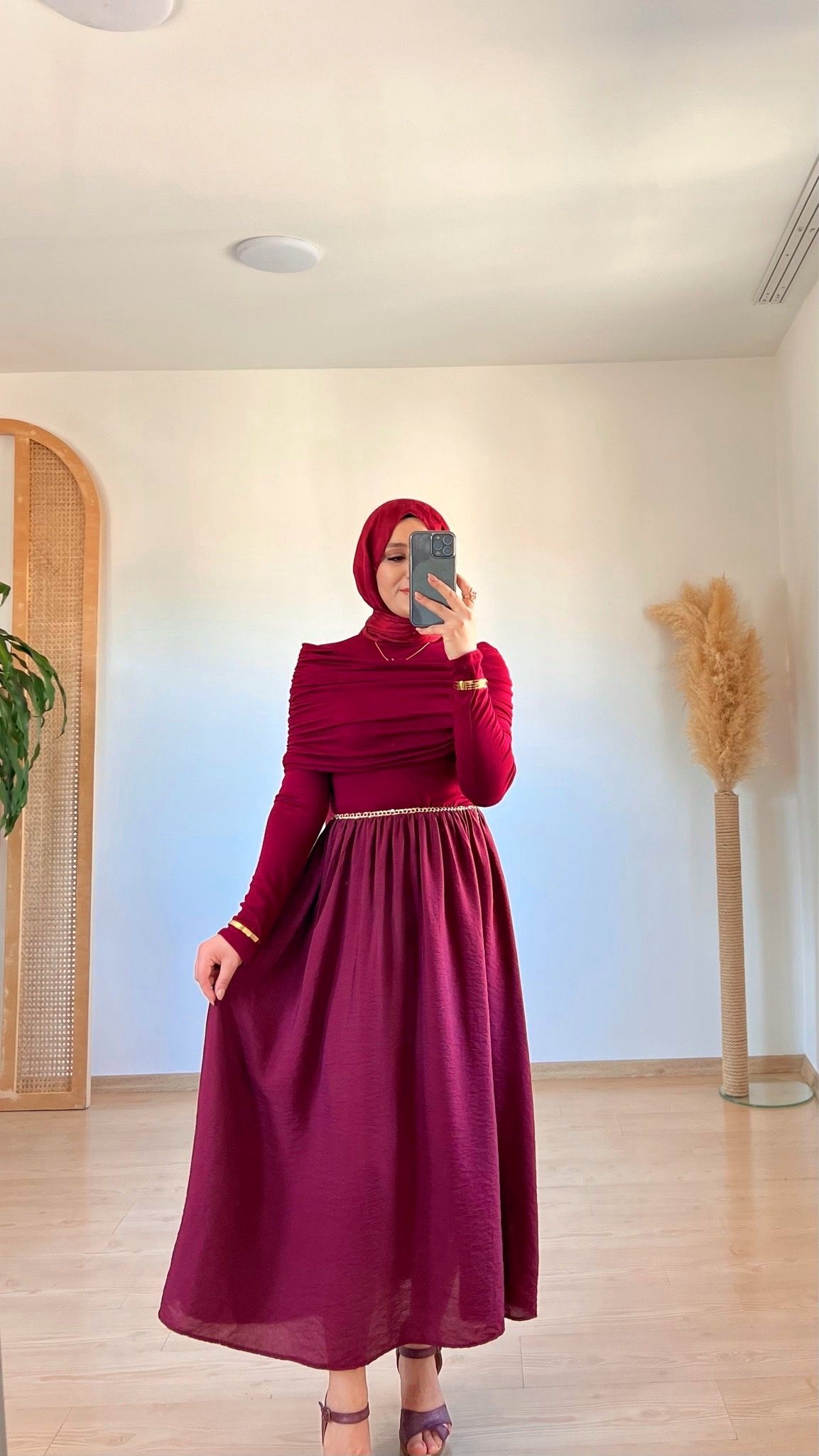 Viola Büzgü Detaylı Elbise