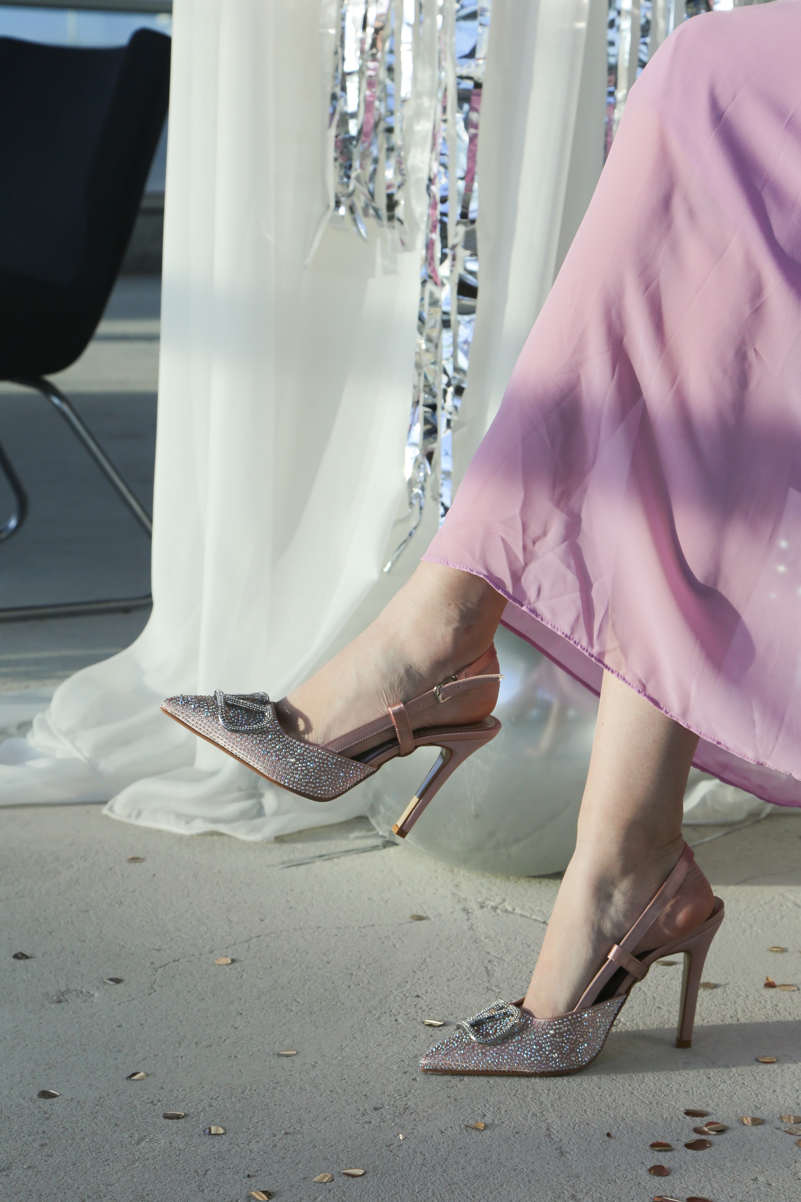 Vilda Gümüş Taş Detaylı Somon Pembe Topuklu Ayakkabı