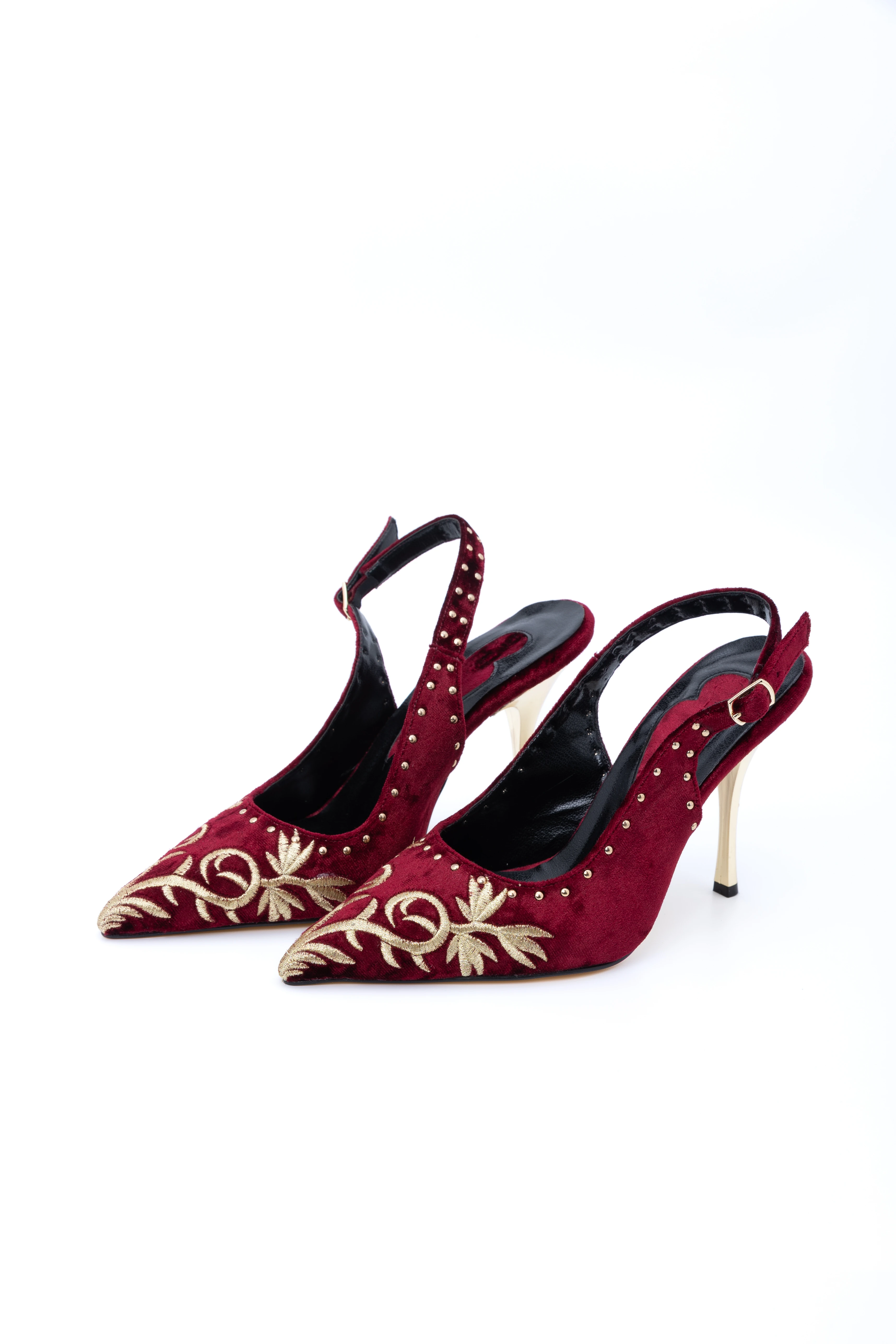 Firuze Nakış Detaylı Topuklu Ayakkabı