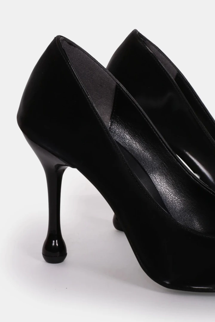 Lenox Bej Taş Detaylı Topuklu Ayakkabı