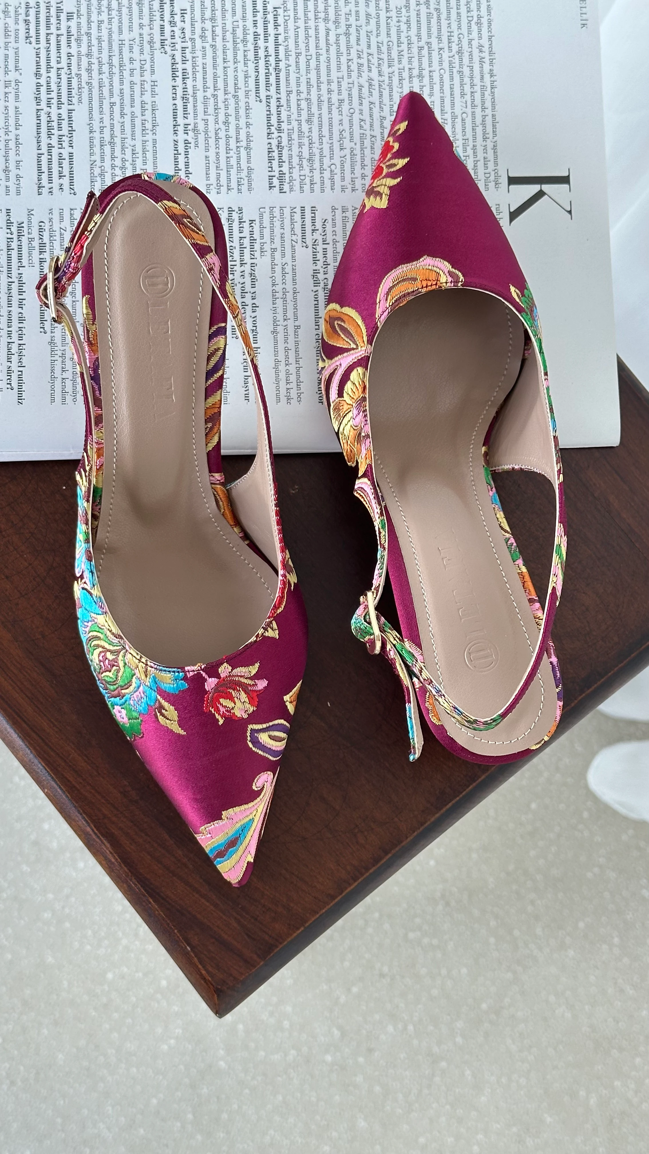 Valley Etnik Desen Kısa Topuklu Ayakkabı