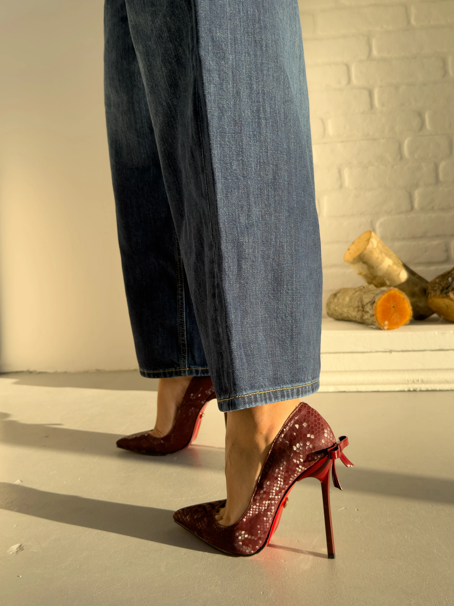 Moli Arka Fiyonk Detaylı Stiletto