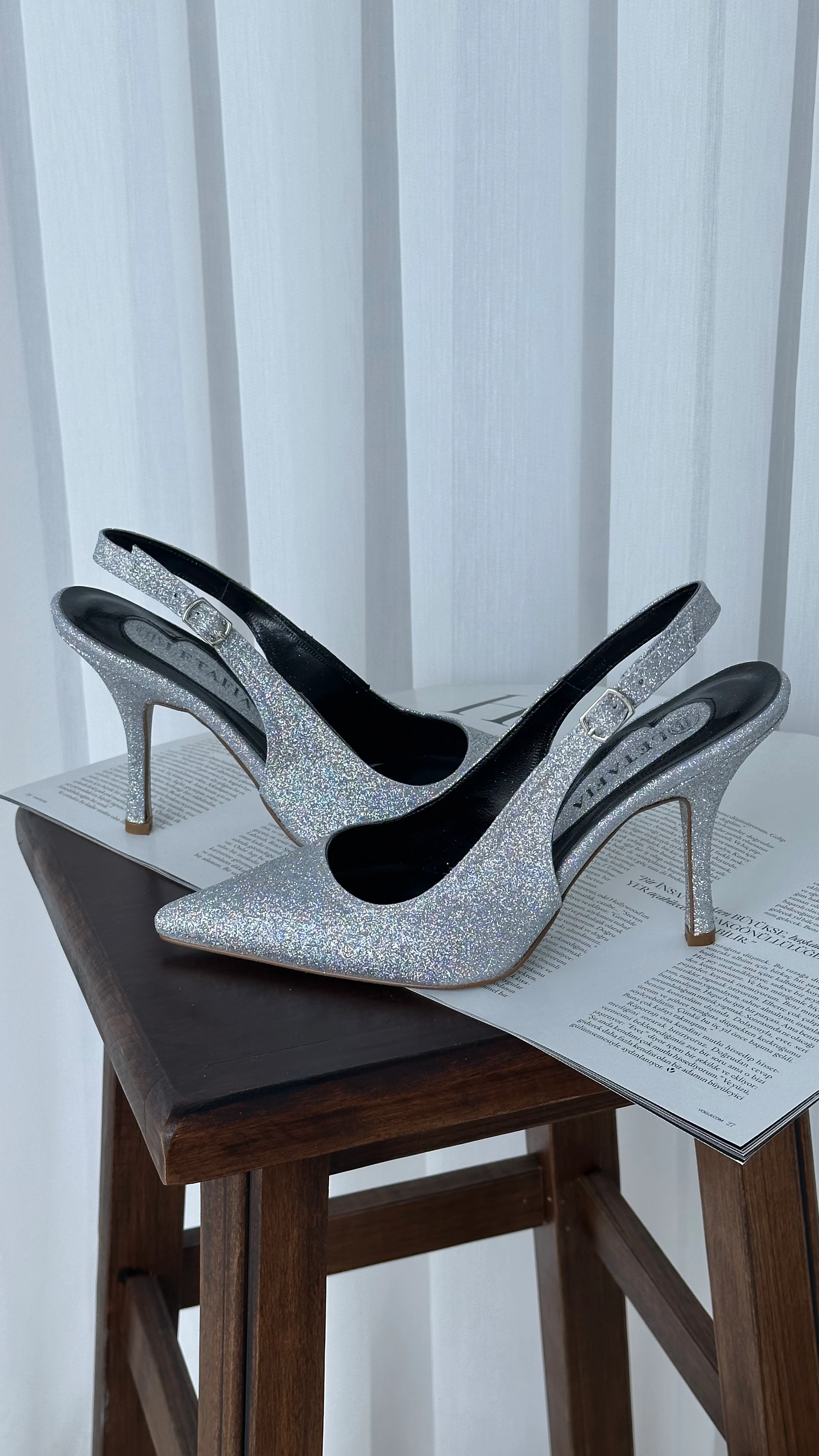 Sinderella Simli Topuklu Ayakkabı