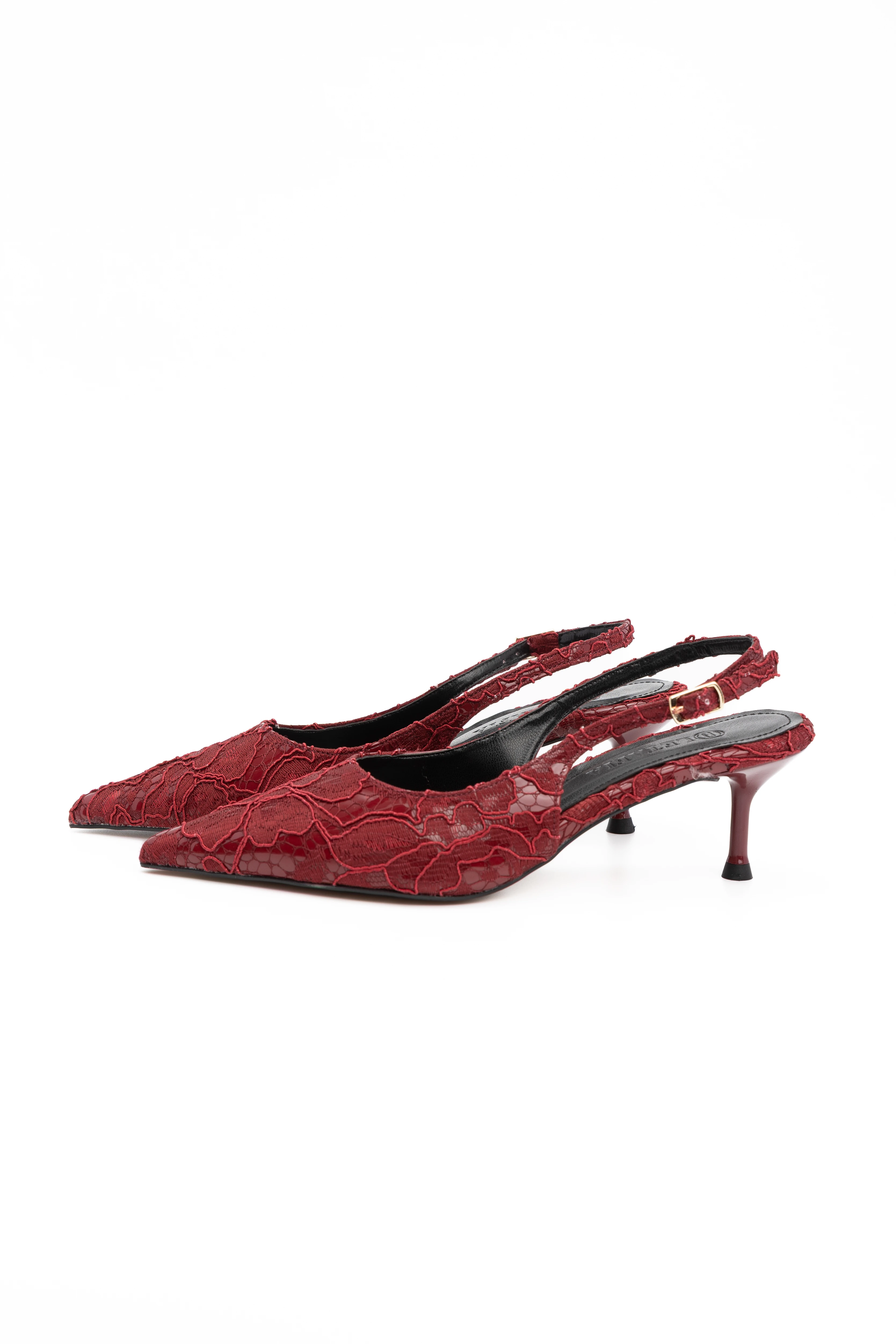 Dalida Rugan Dantel Detaylı Kısa Topıklu Ayakkabı