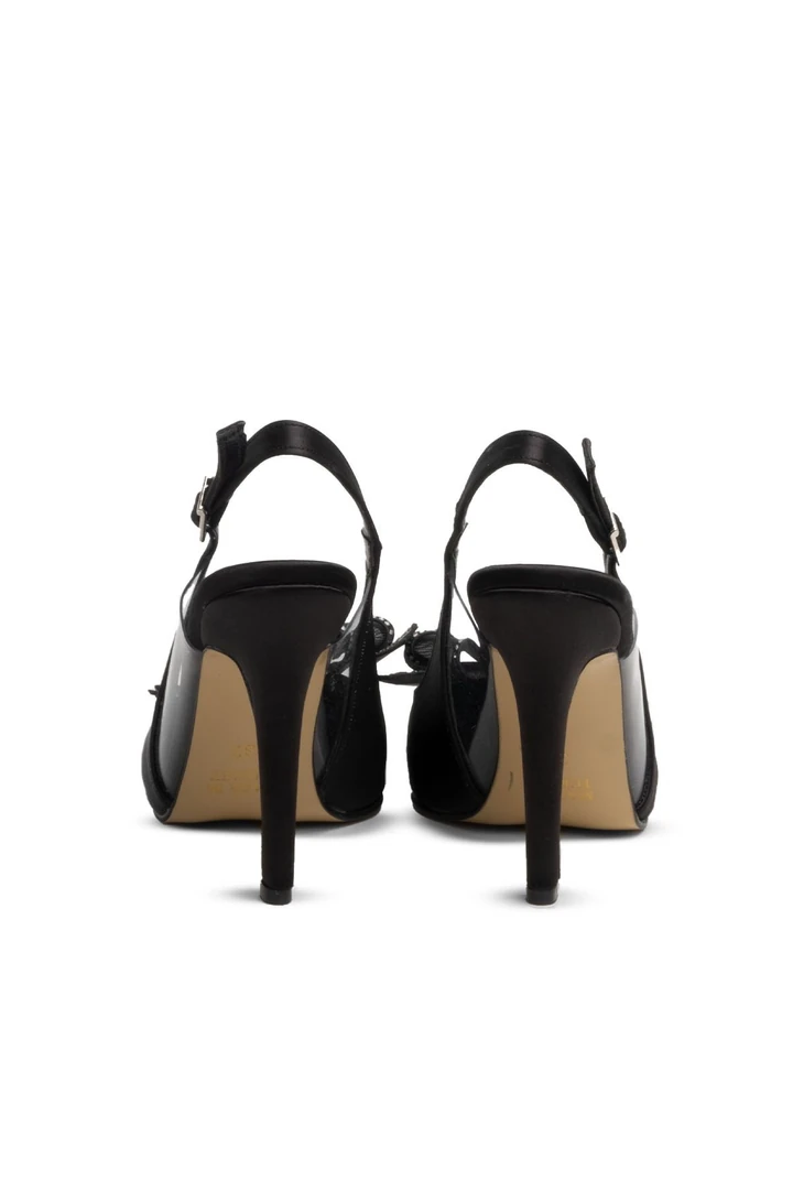 Asmara Fiyonk Taş Detaylı Siyah Topuklu Ayakkabı