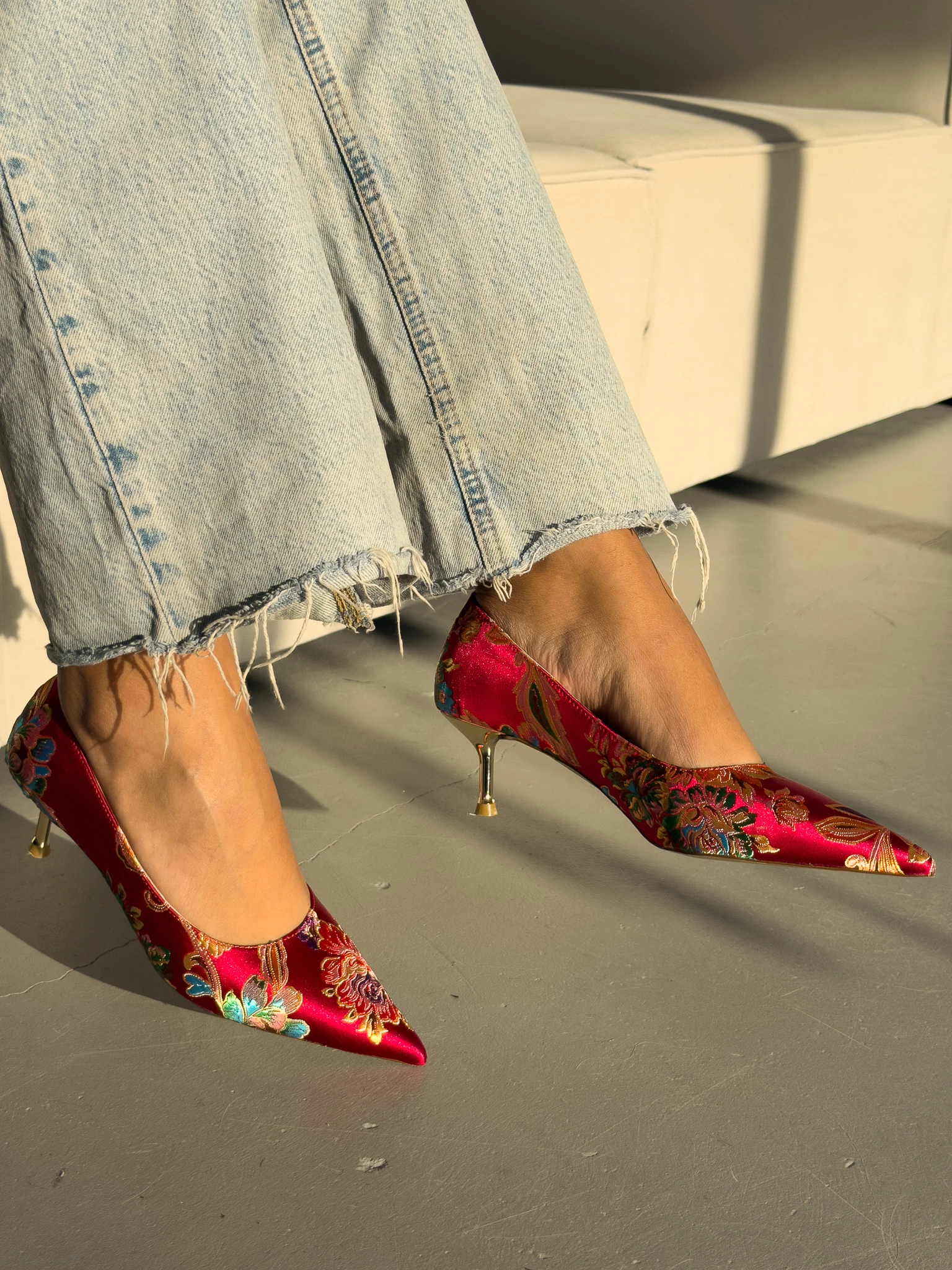 Valley Etnik Desen Arkası Kapalı Kısa Topuklu Ayakkabı