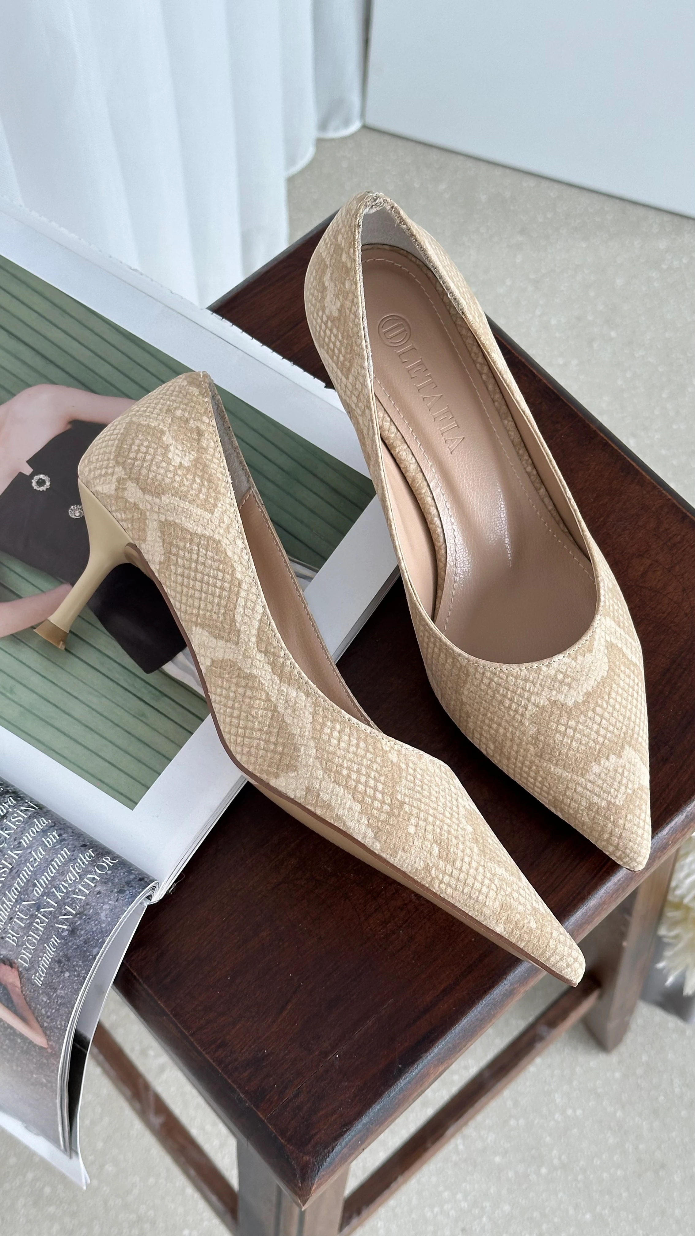 Tanya Süet Kısa Topuklu Ayakkabı