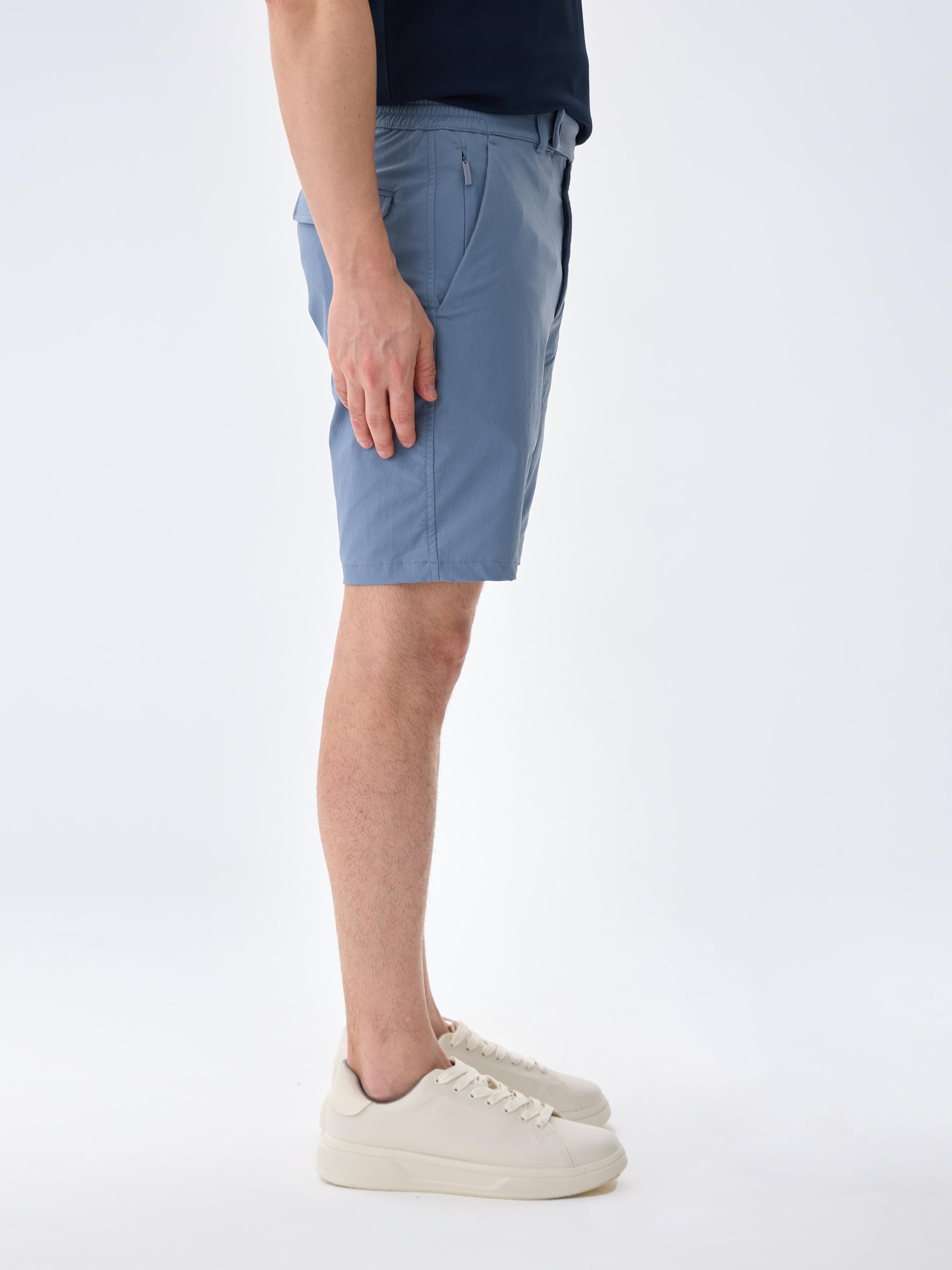 URBAN ESCAPE SHORT - INDIGO