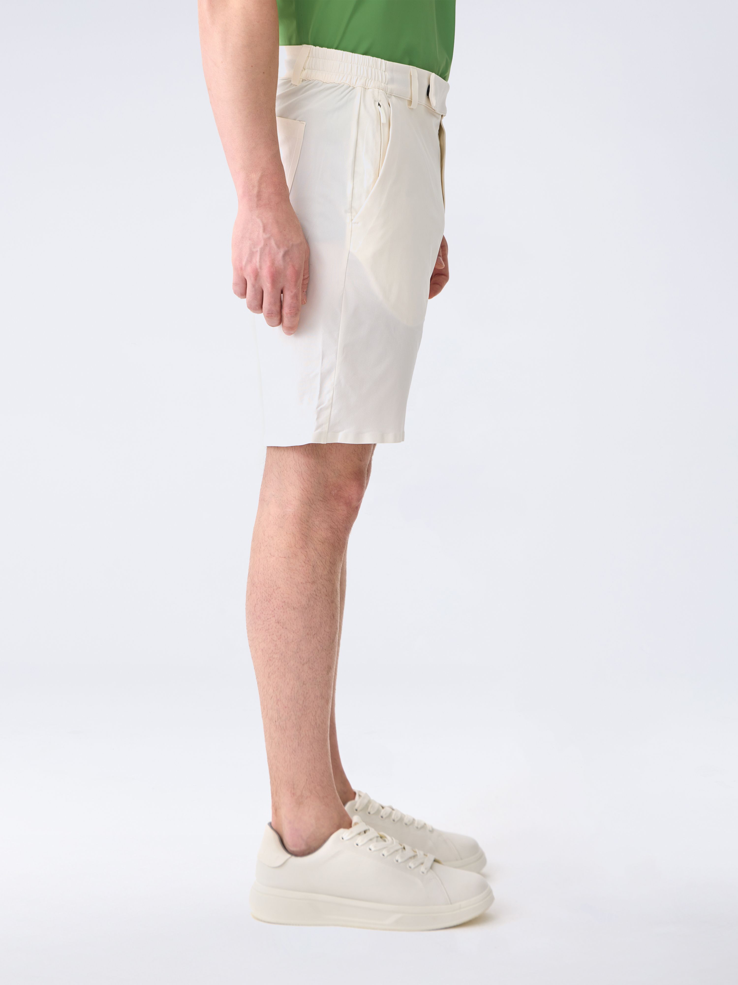 FLEX MOVE SHORT - SUBTLE WHITE