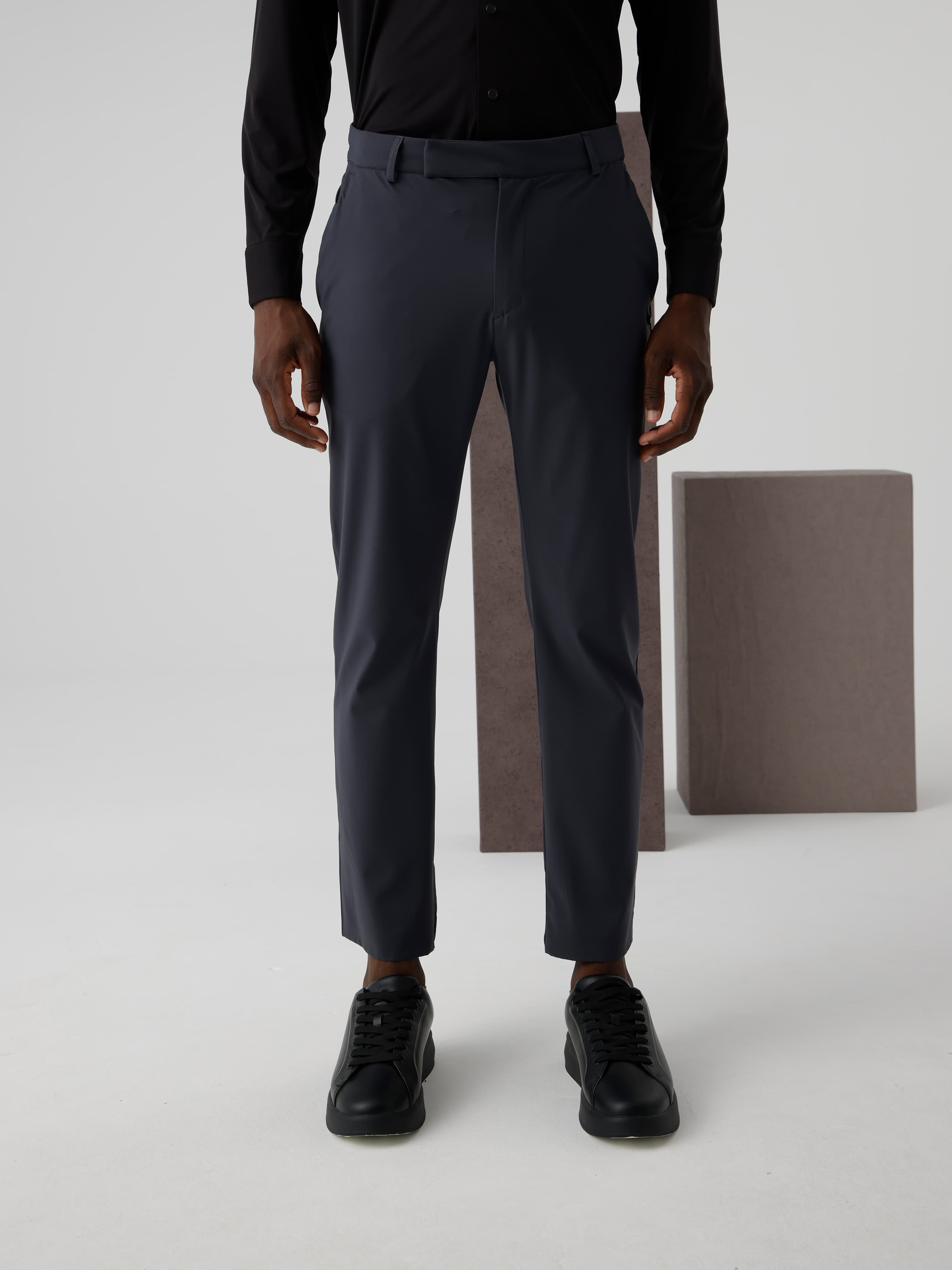 COMFY TECHNICAL CHINO