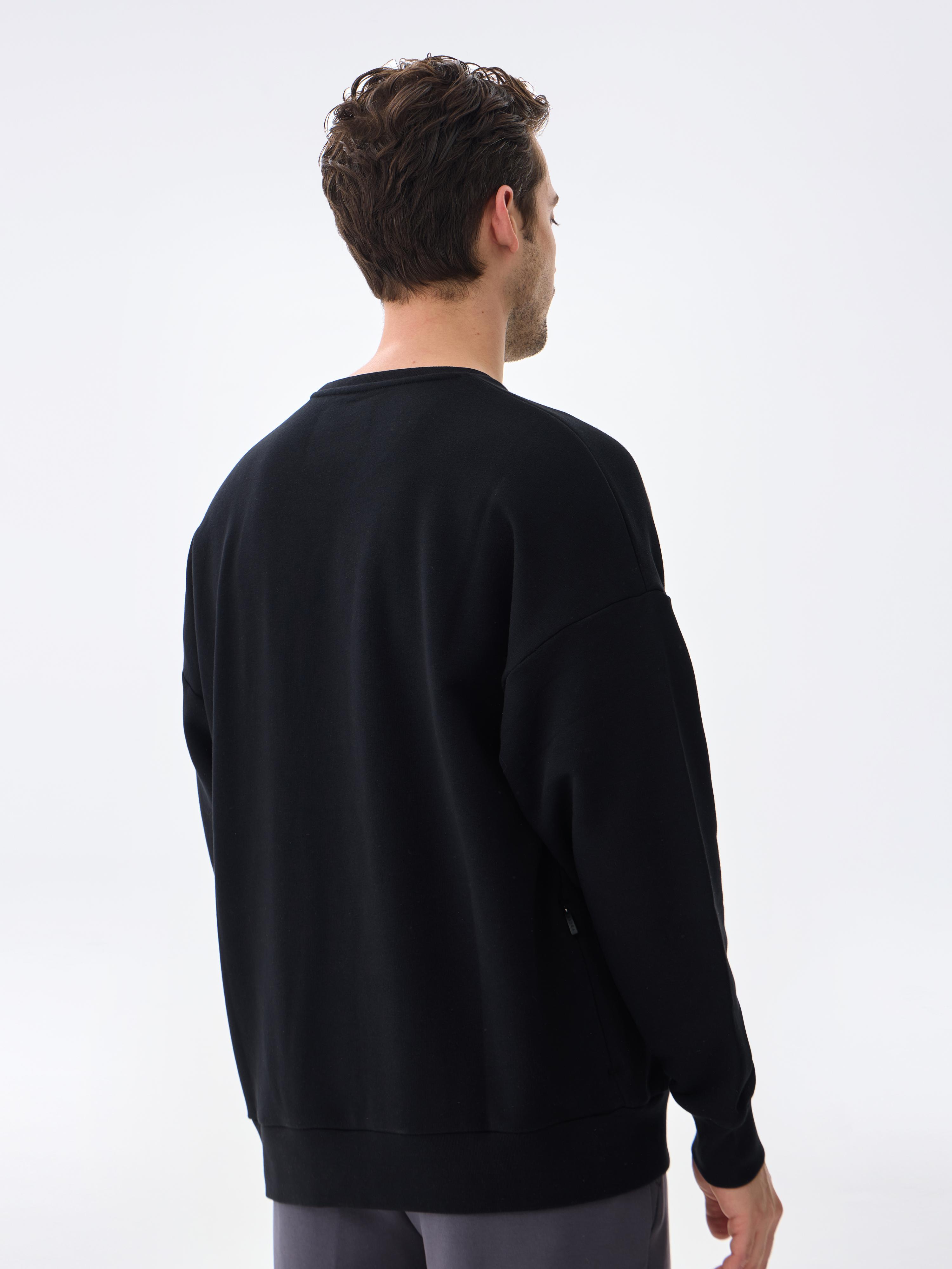 PERFORMANCE COTTON SWEAT