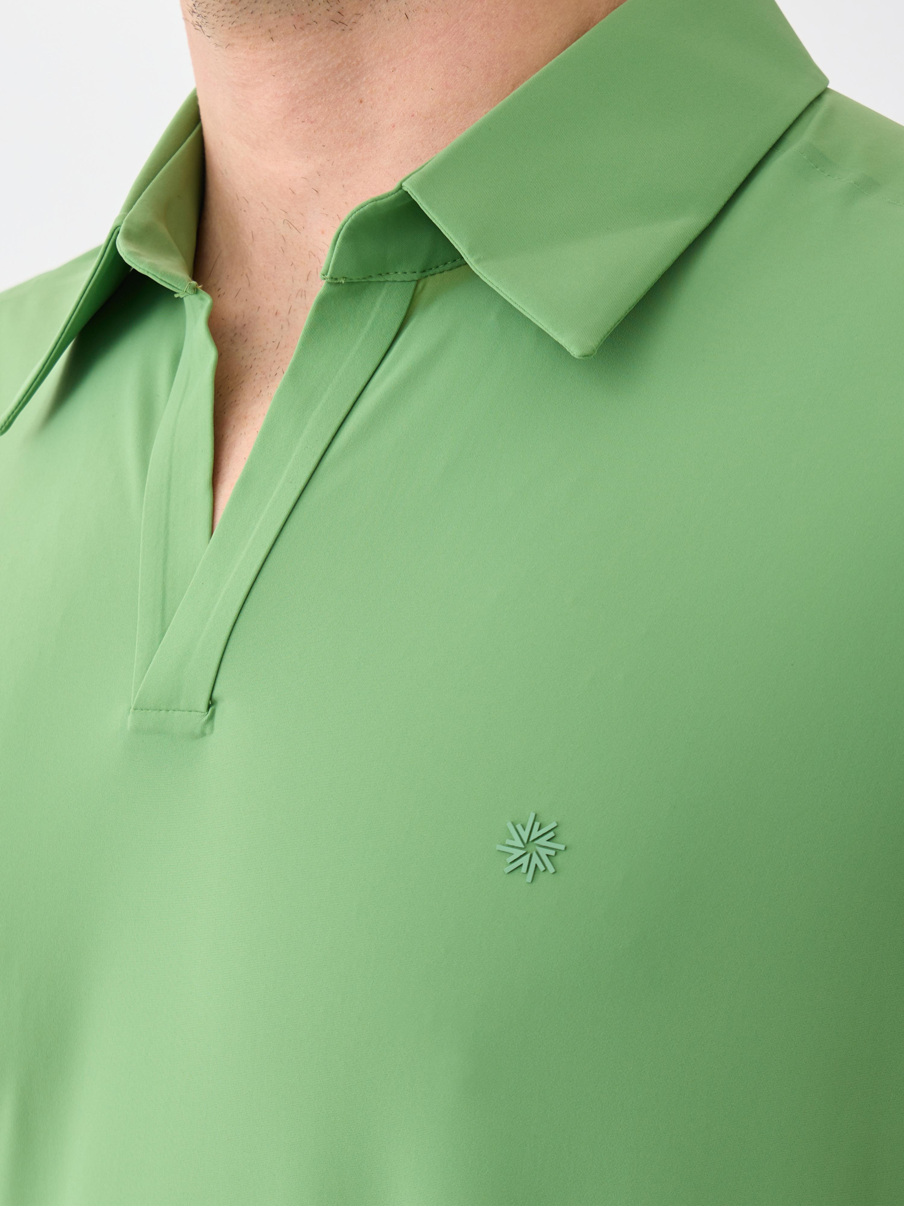 AIRY POLO - Lichen green