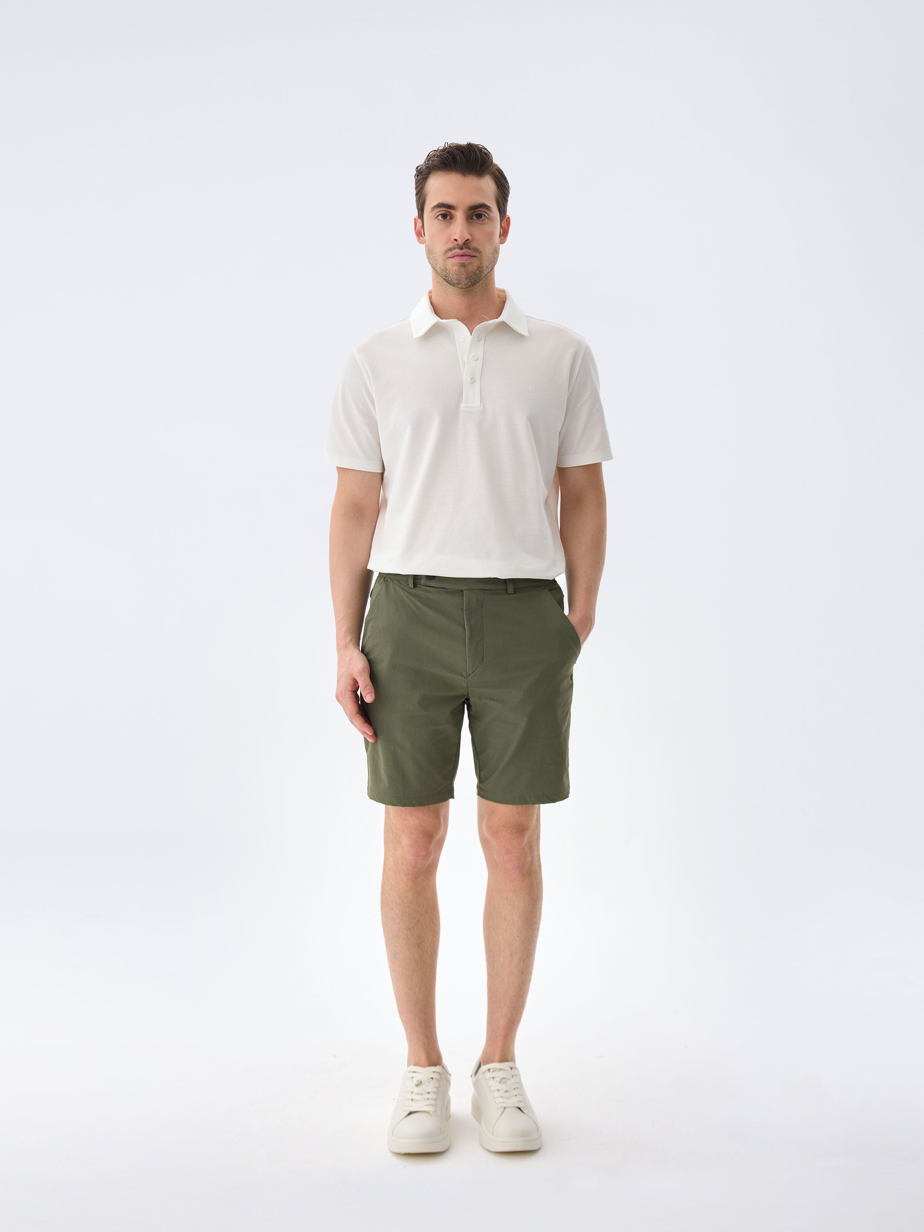 URBAN ESCAPE SHORT - OLIVE NIGHT