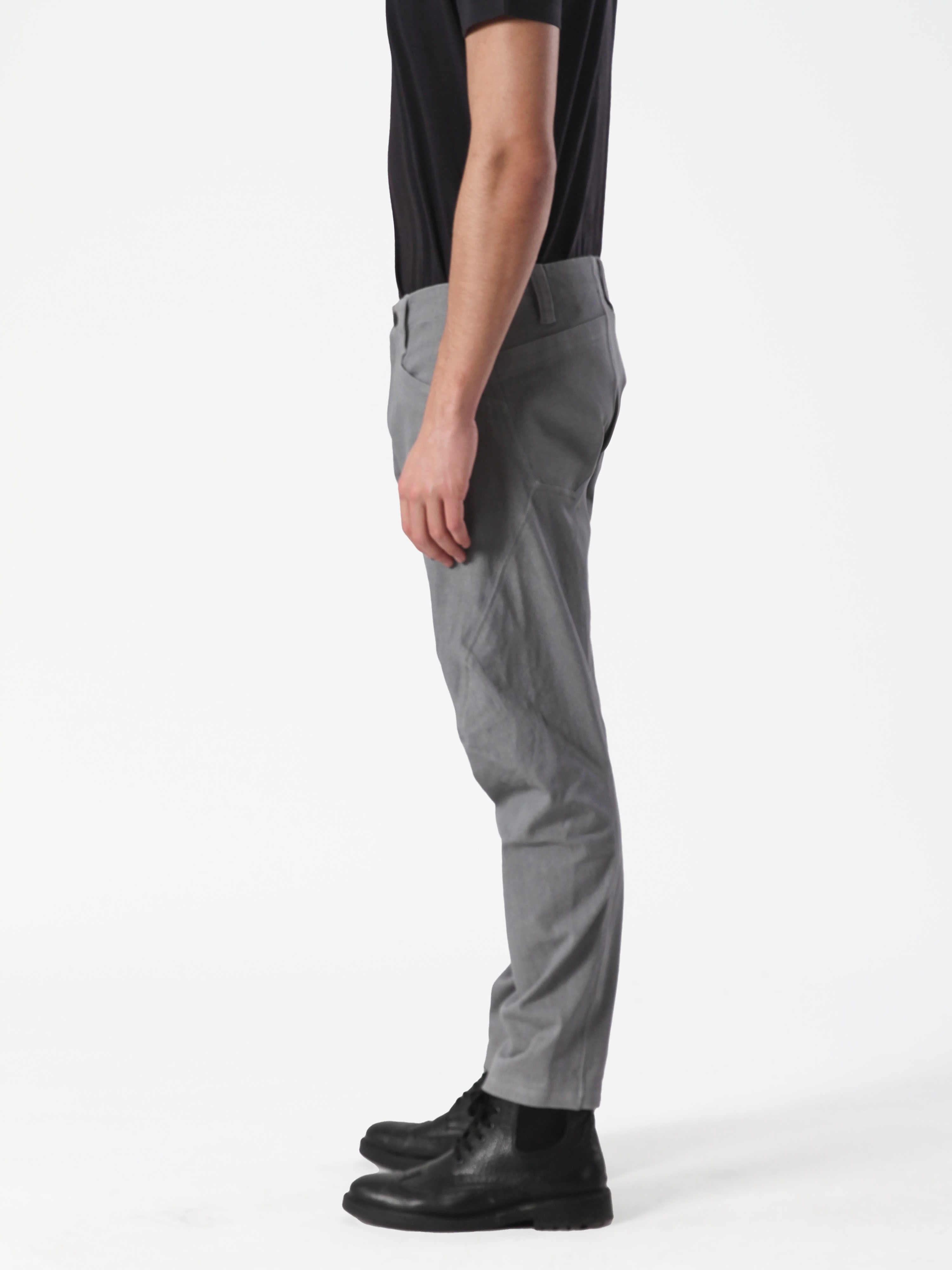 PERFORMANCE DENIM PANT