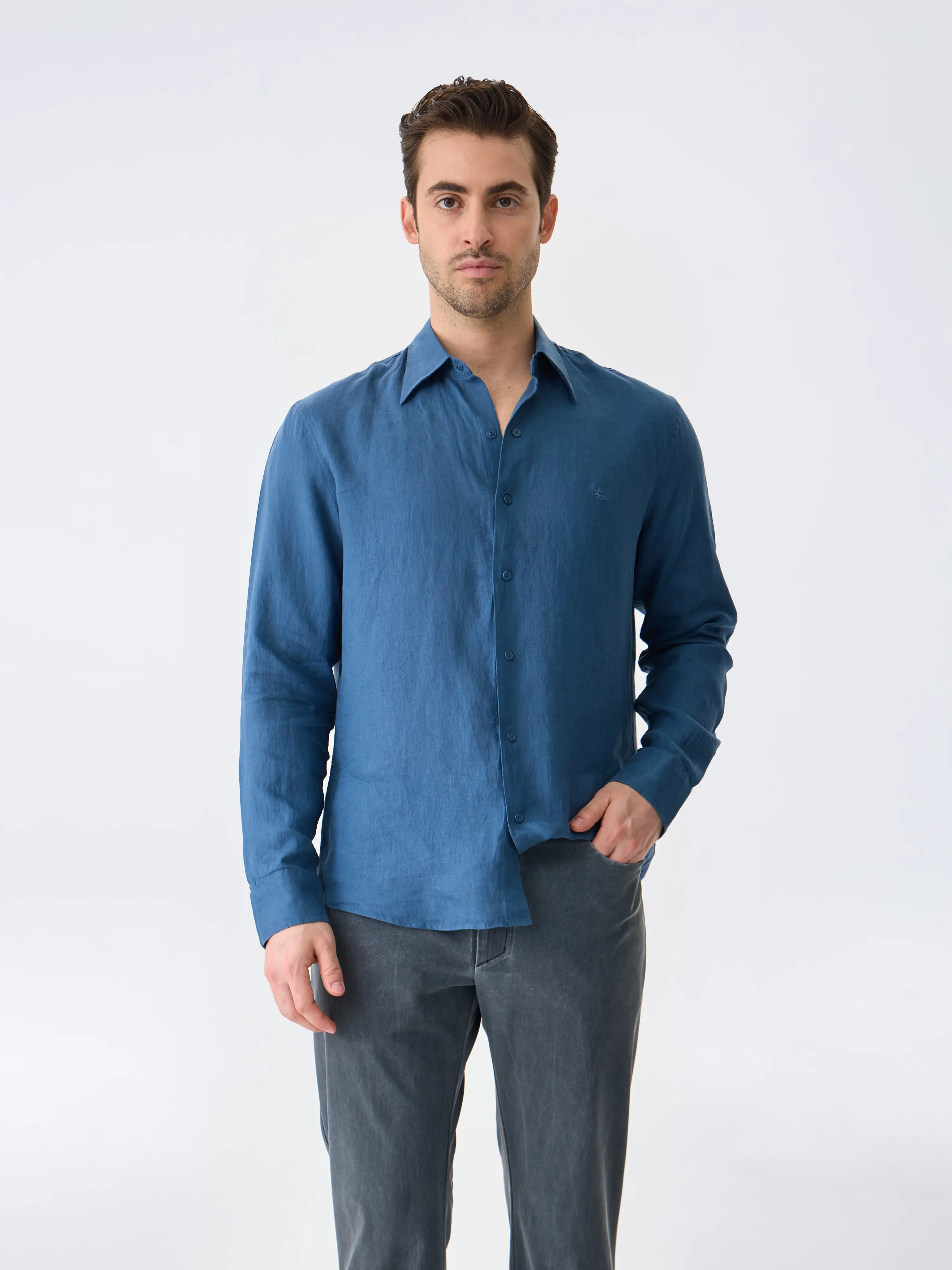 THE LINEN SHIRT - AZURE BLUE