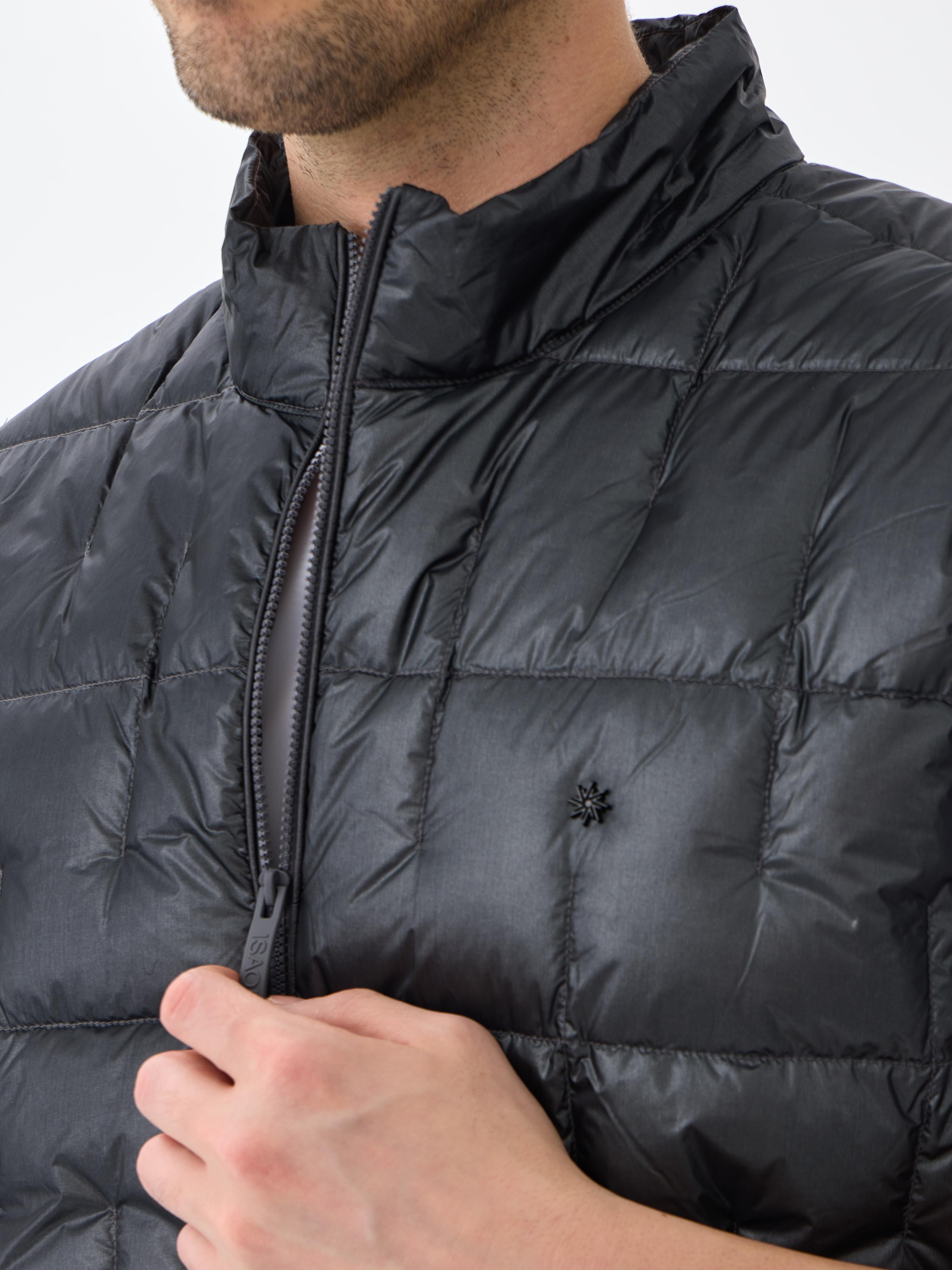 ULTRA LIGHT DOWN VEST - BLACK ONYX