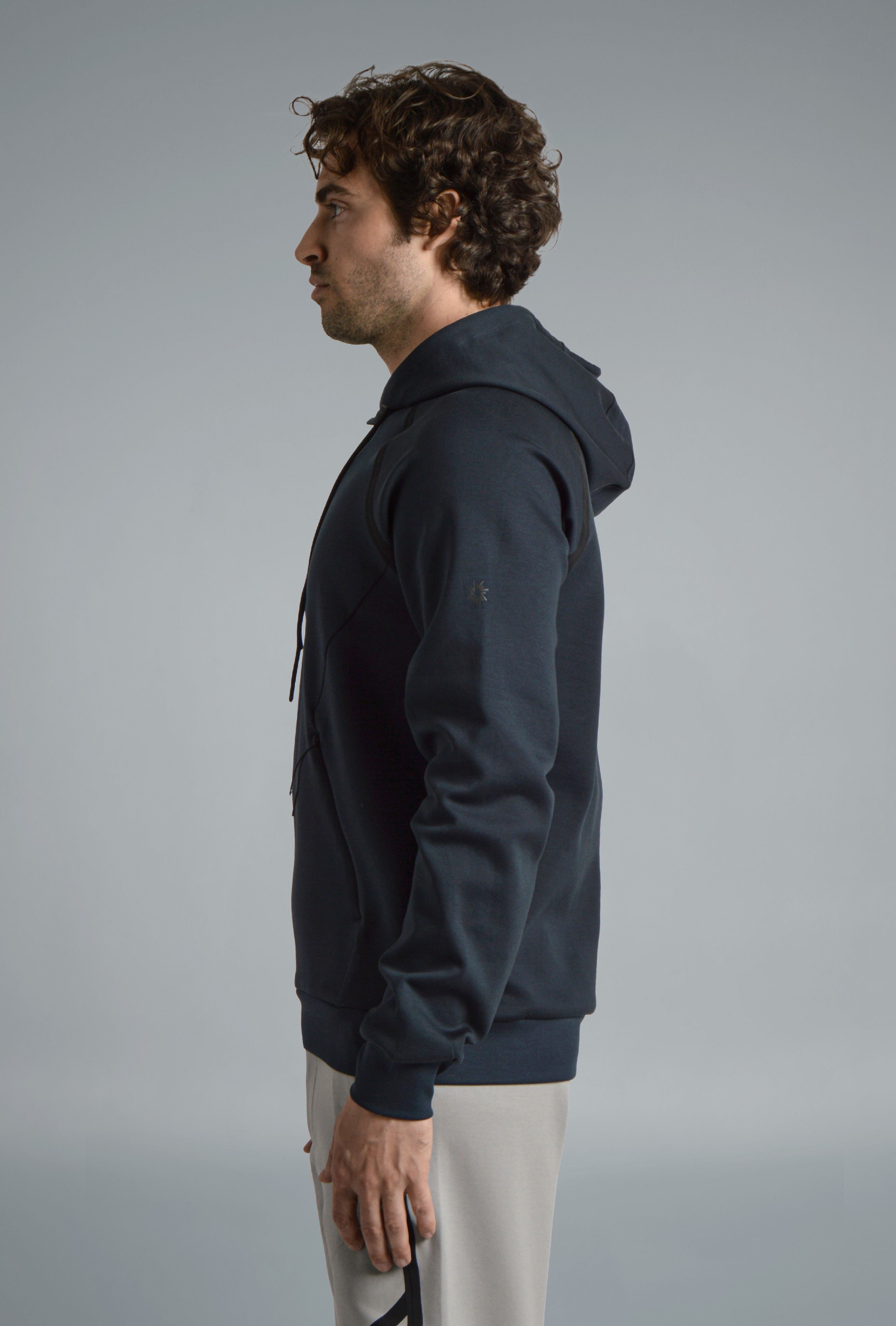 SCUBA HOODIE SWEATSHIRT