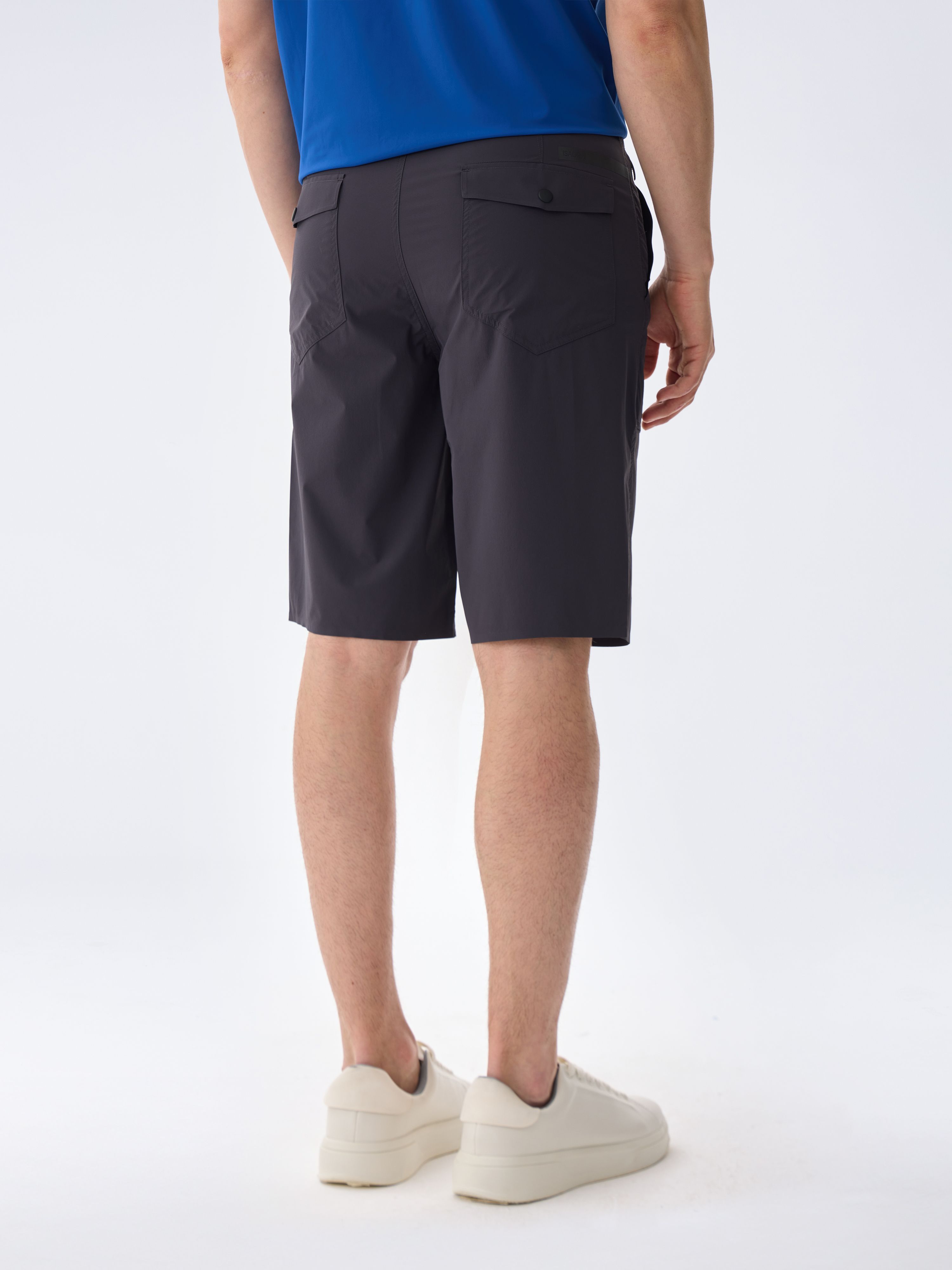 DELTA SHORT