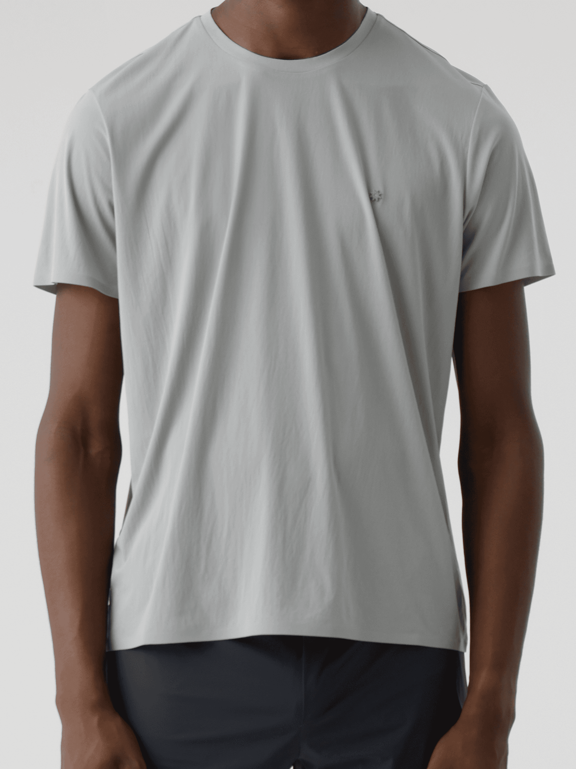 EXTRA LIGHT TECH TEE