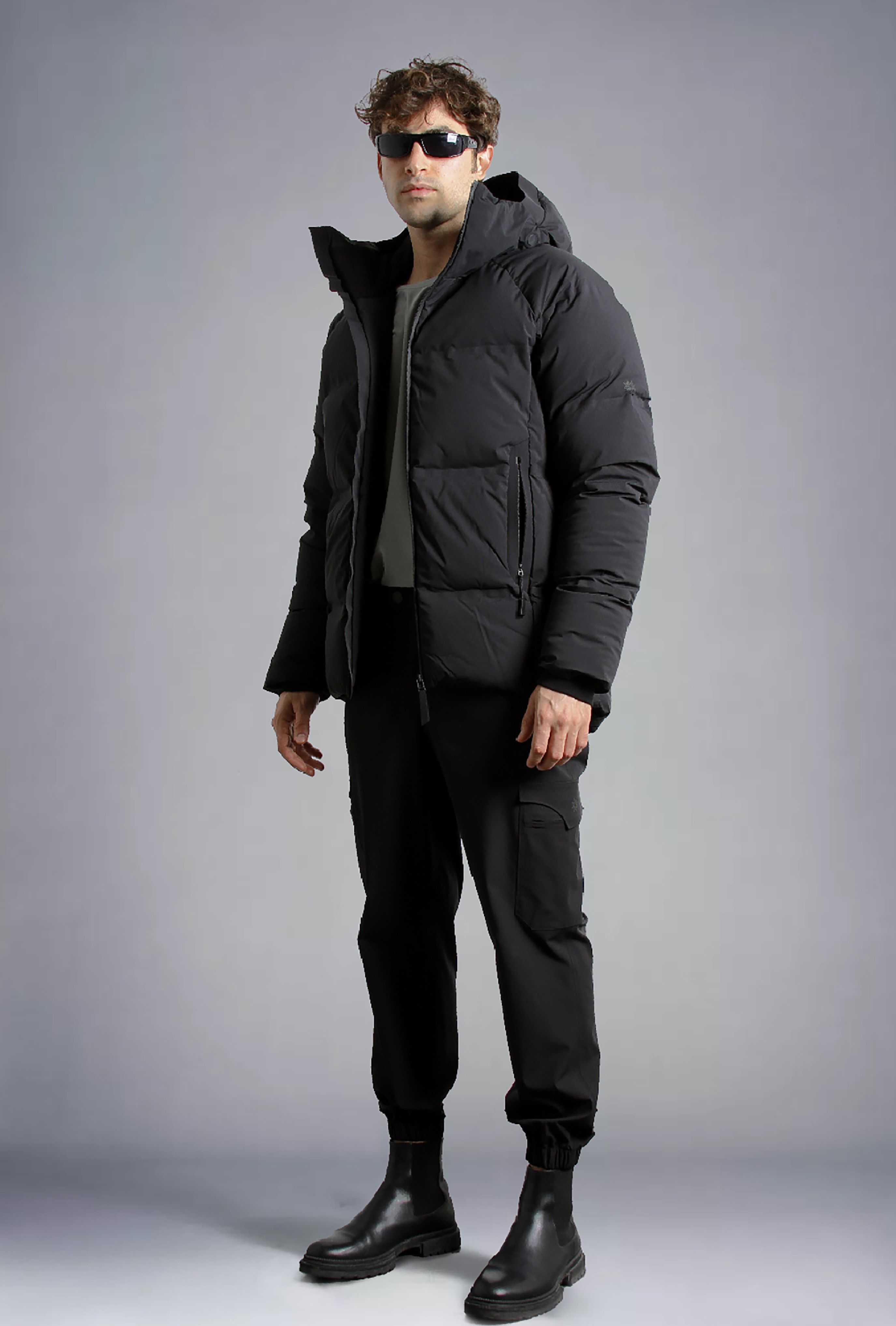 VOYAGER DOWN JACKET