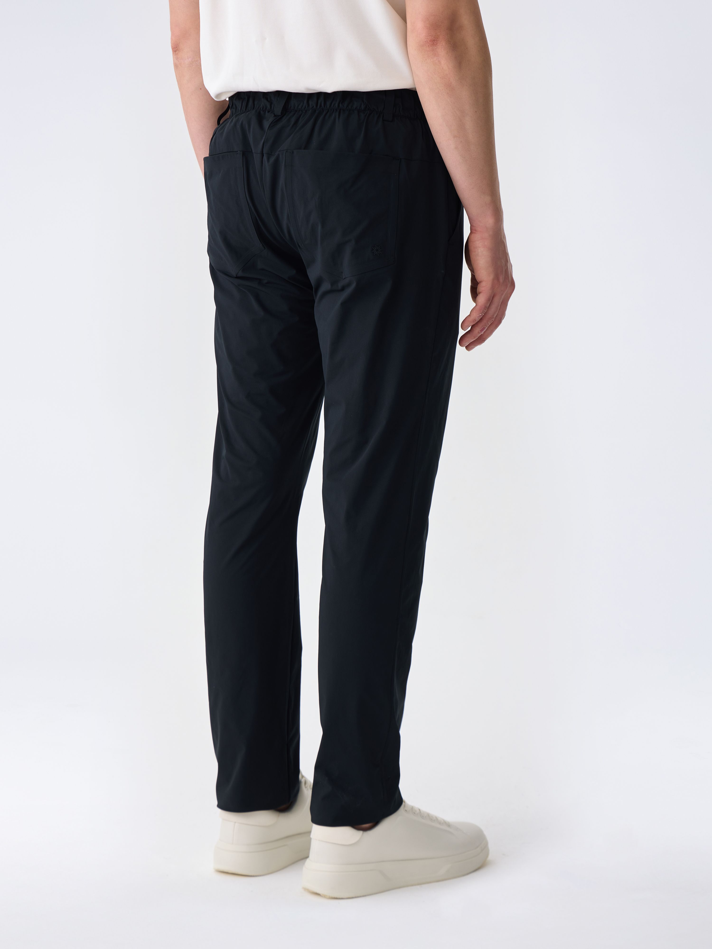 MOTION FIT CHINO - NERO BLACK