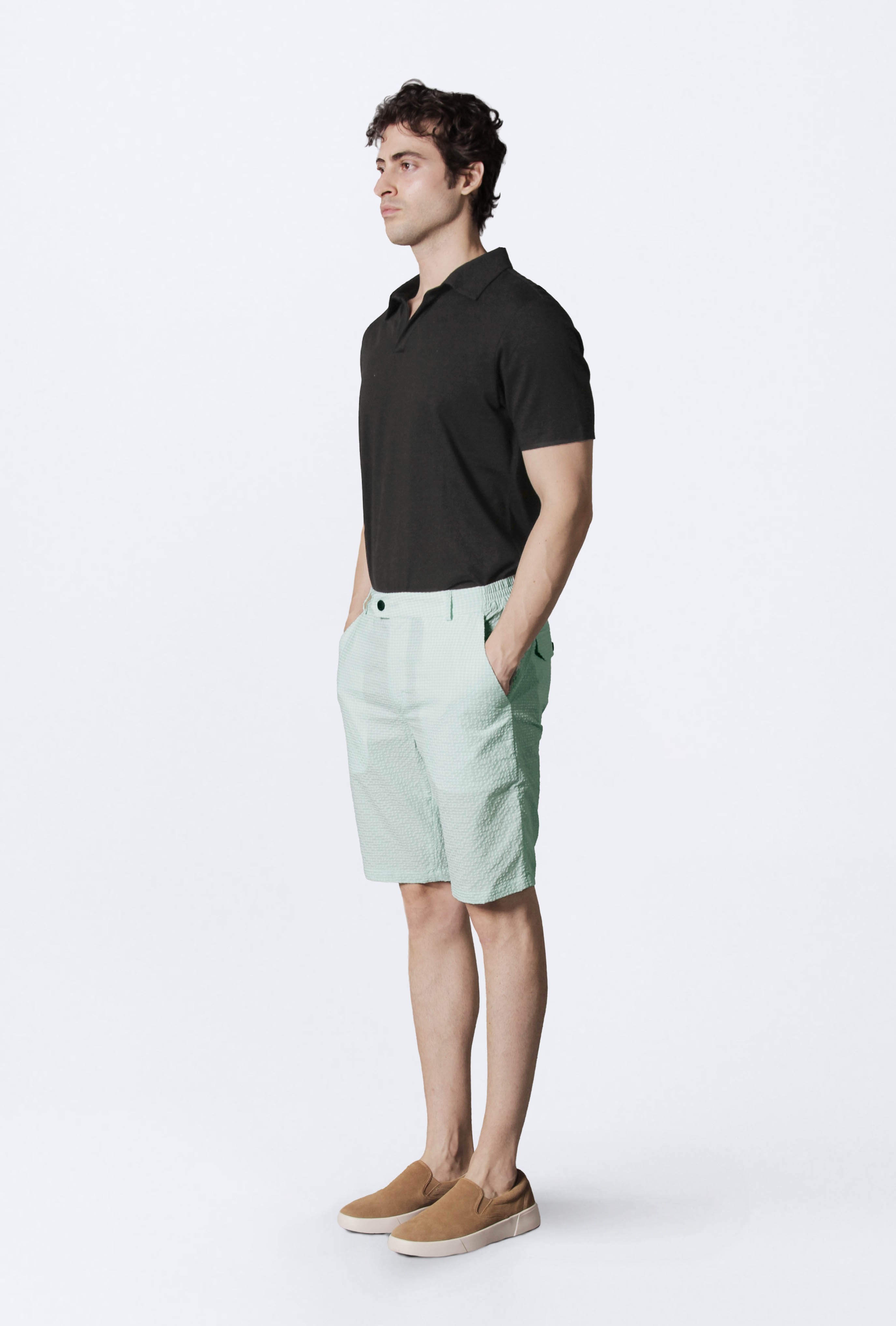 LIGHT FLIGHT BERMUDA SHORT - SPRING GREEN