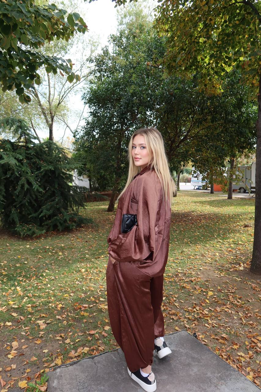 Urban Burgundy - Pembe main variant image