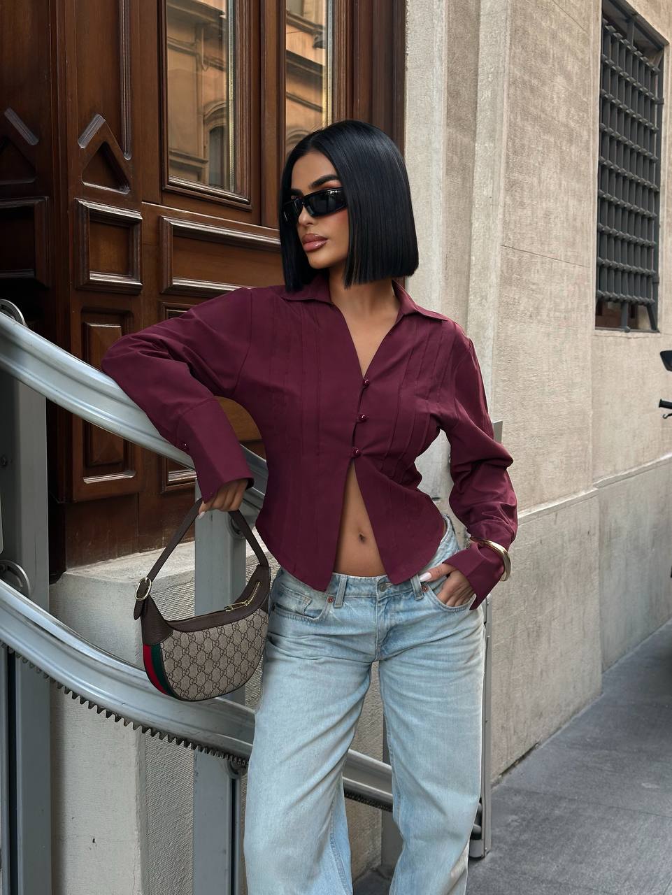 Pleated Noir - Bordo image