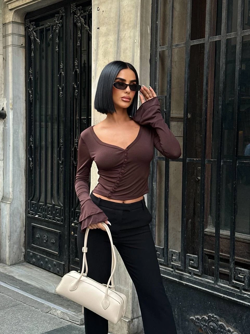 Asymmetric Noir - Kahverengi image