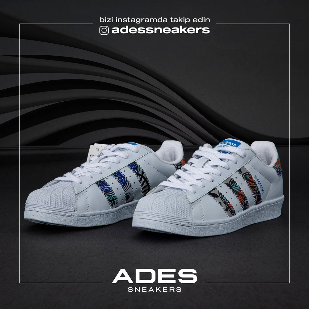 Adidas Superstar “Blue Flowers”
